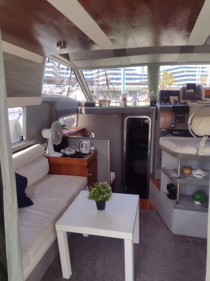 Hotel en barco Yach Boat Barcelona