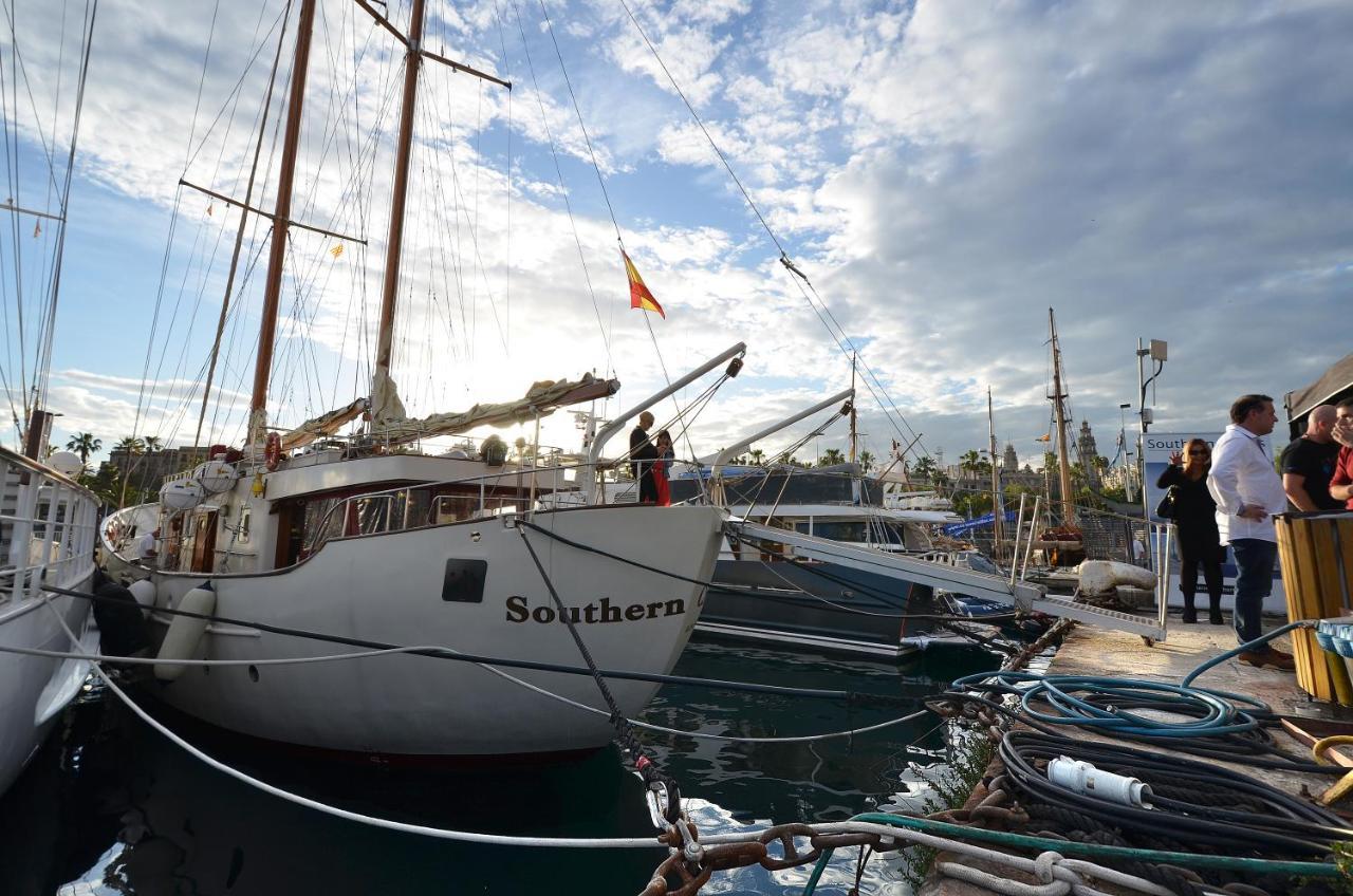 Southern Cross Botel
