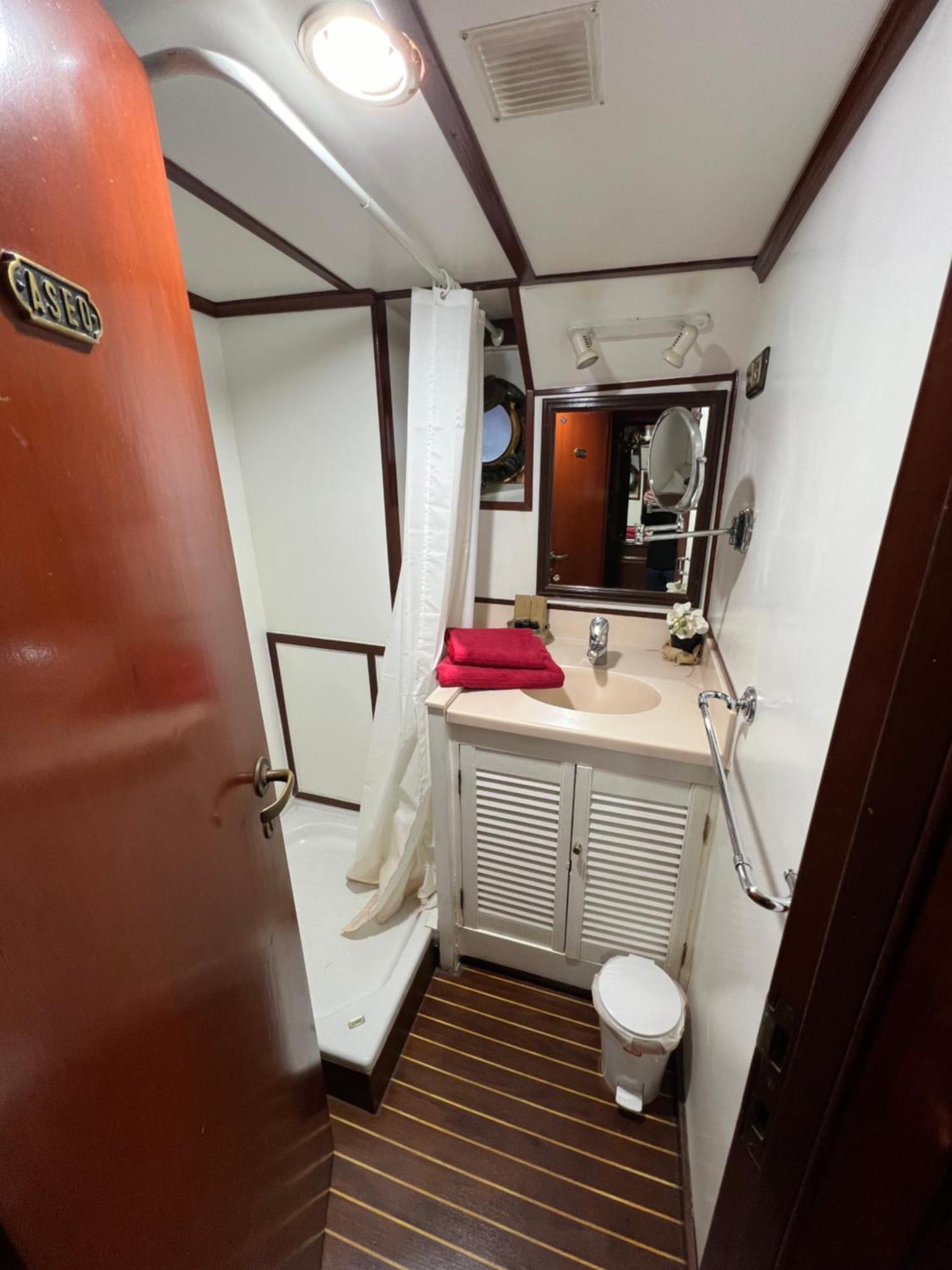 Botel Southern Cross Barcelona