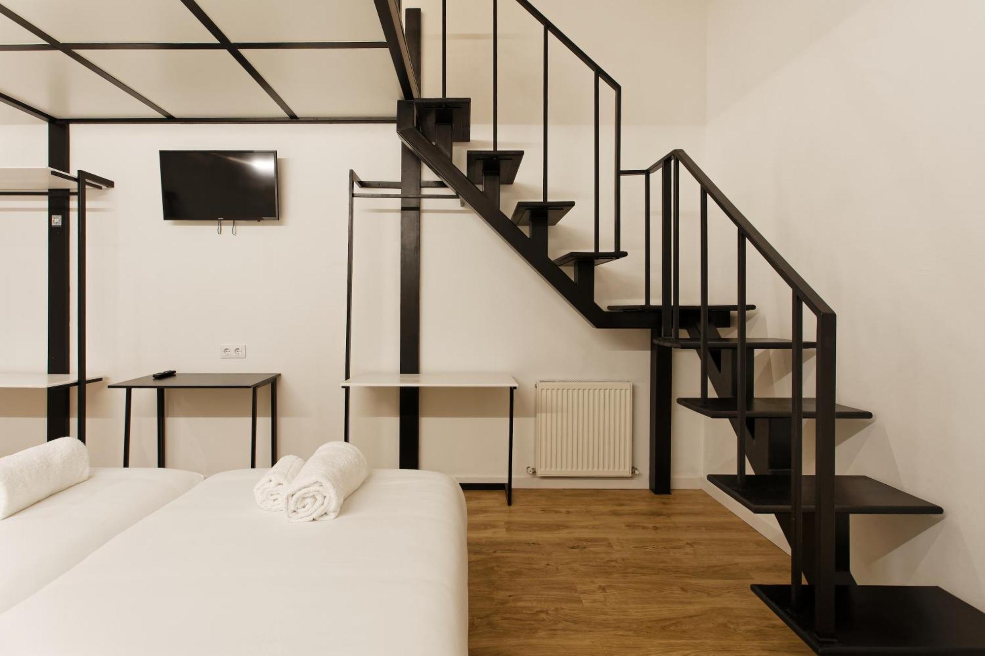 House 3* Barcelona
