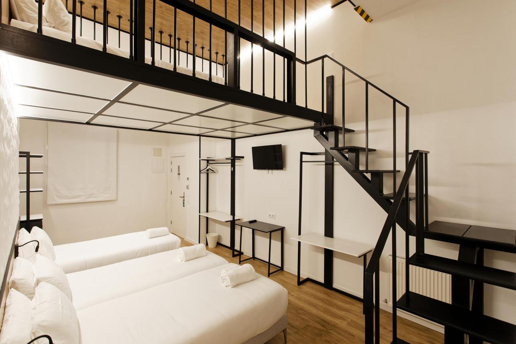 House Hotel 3*