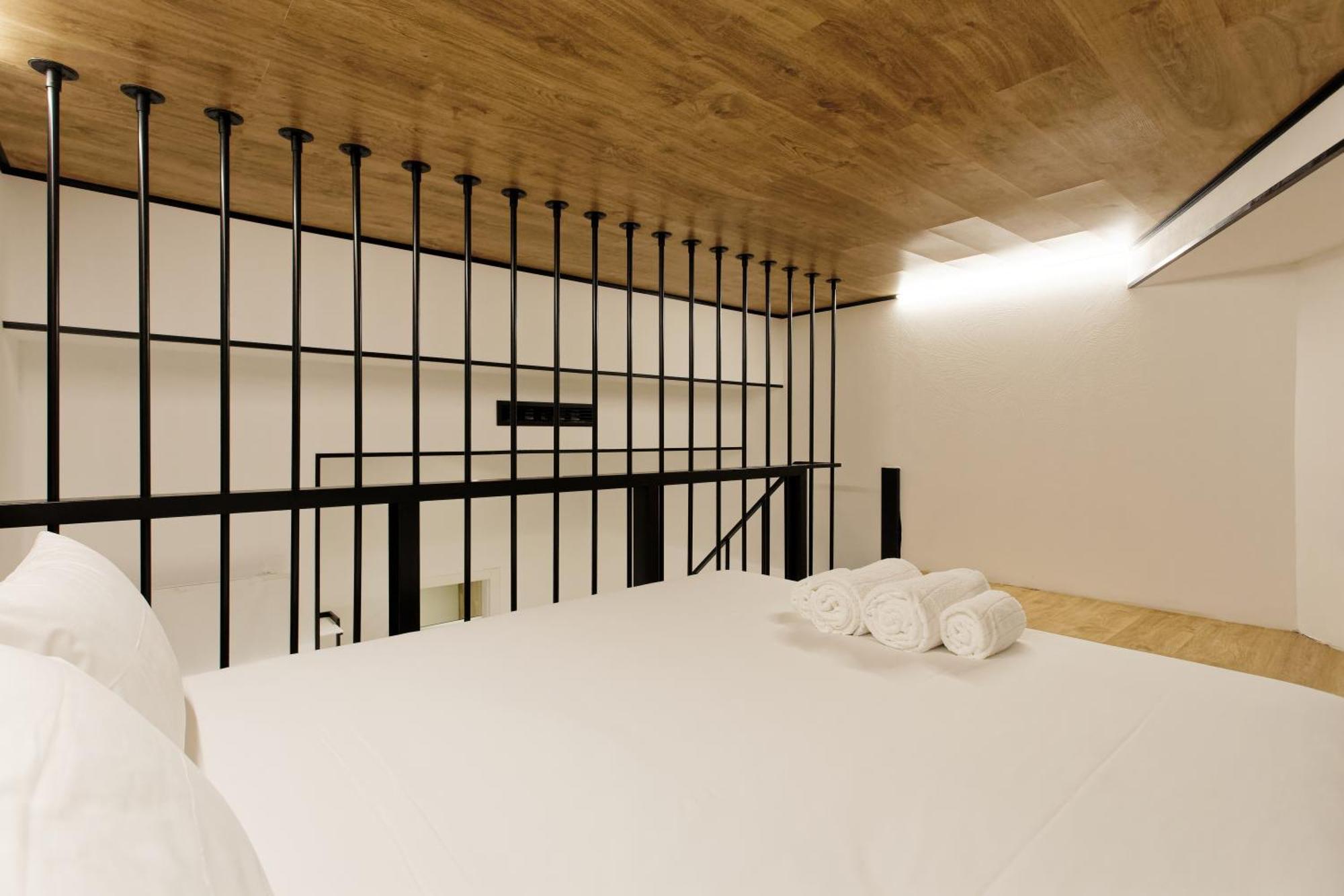 House 3*
