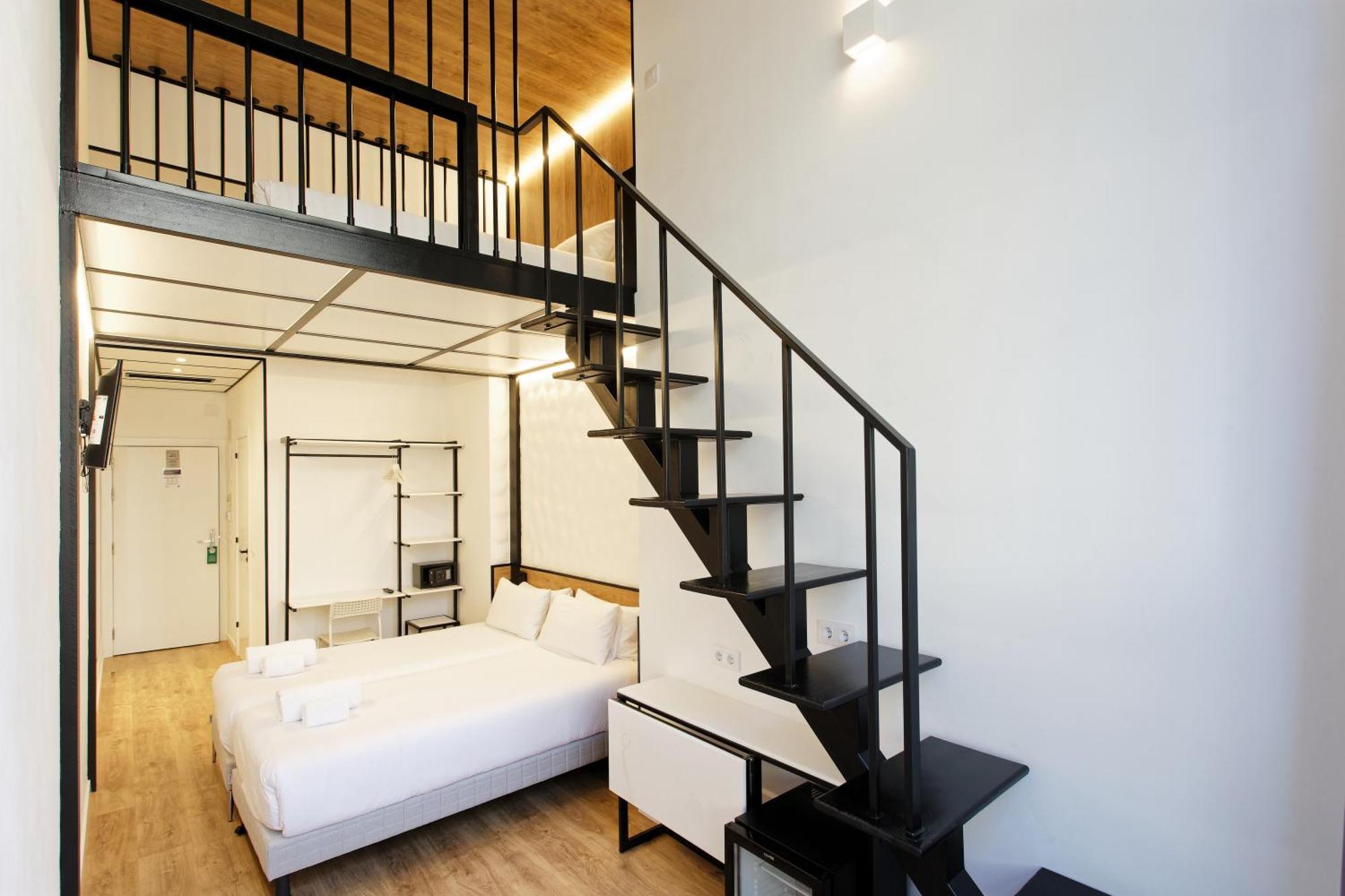 House Hotel 3*