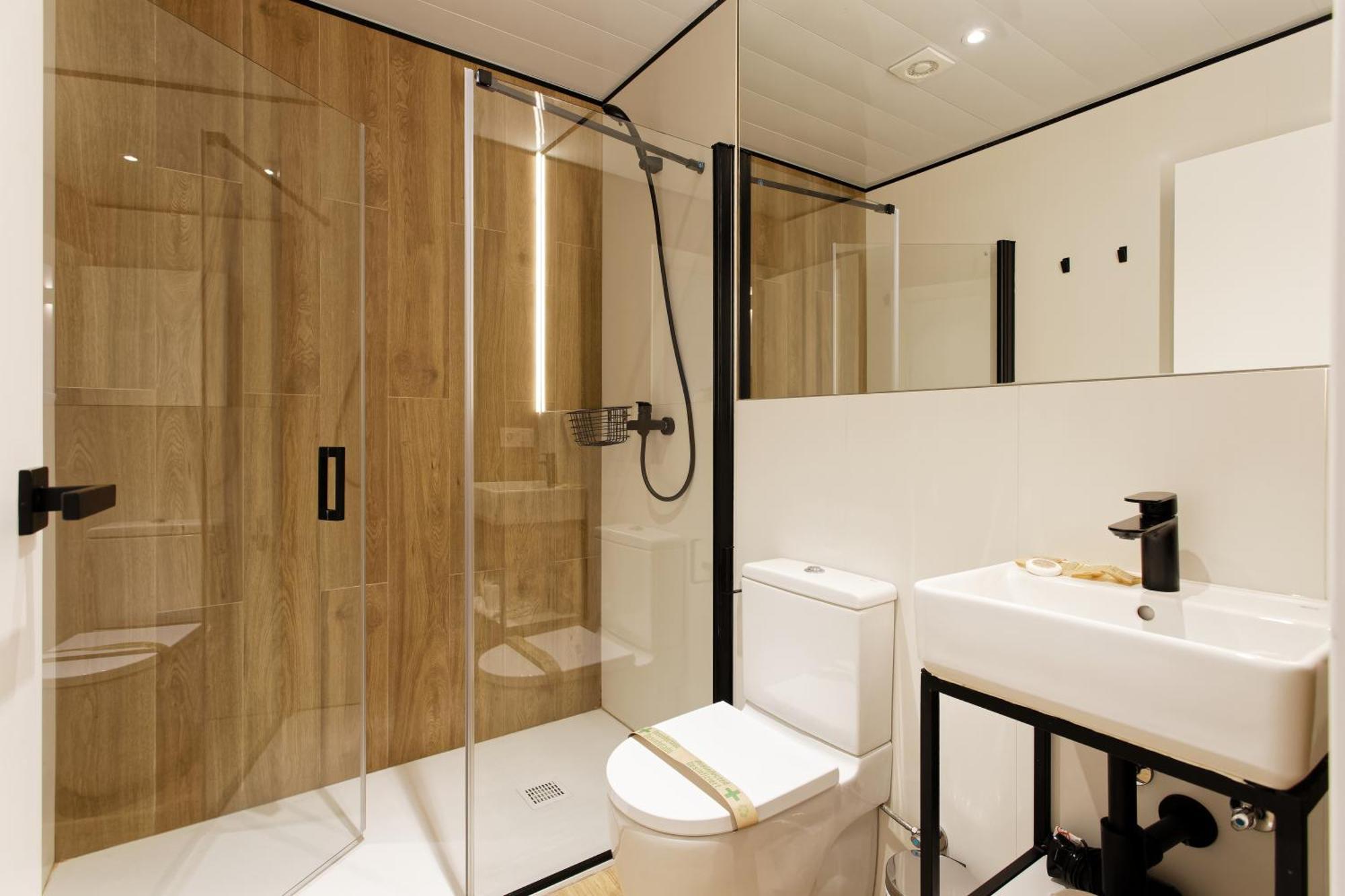 House 3* Barcelona