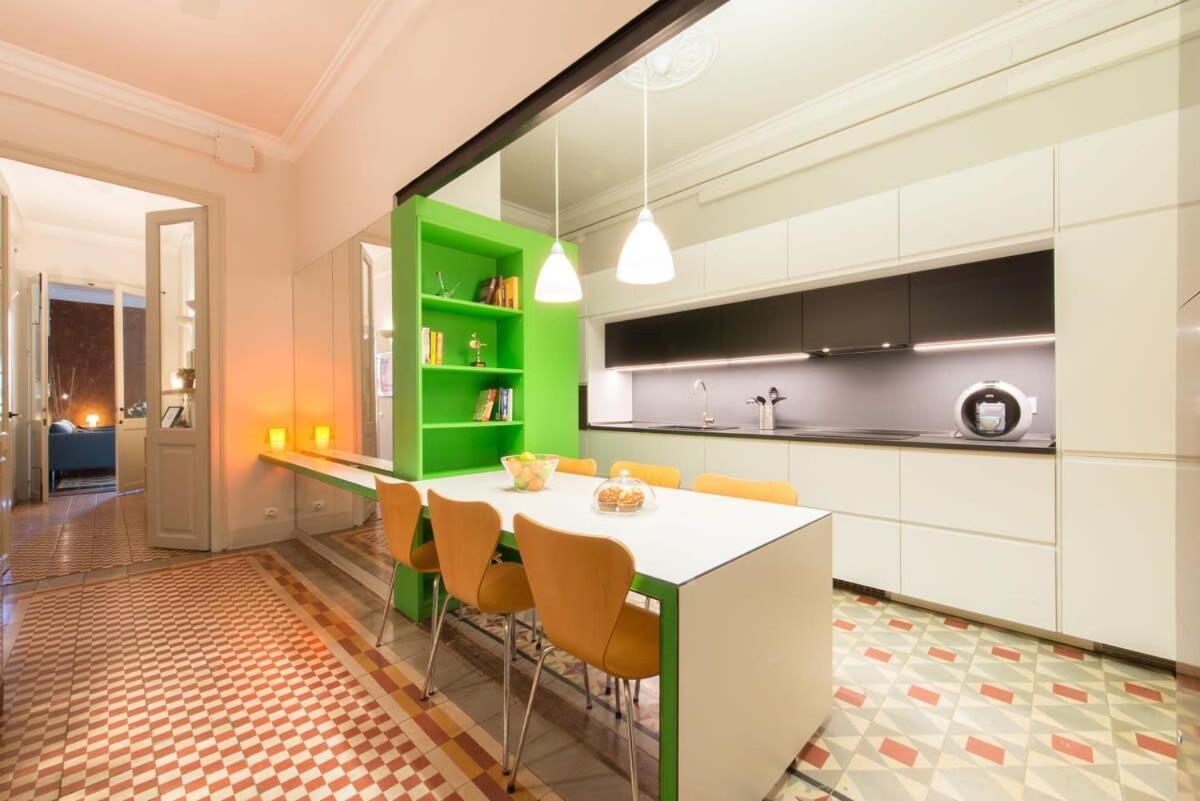 Paseo De Gracia Catalan 4bd With Private Terrace Apartment