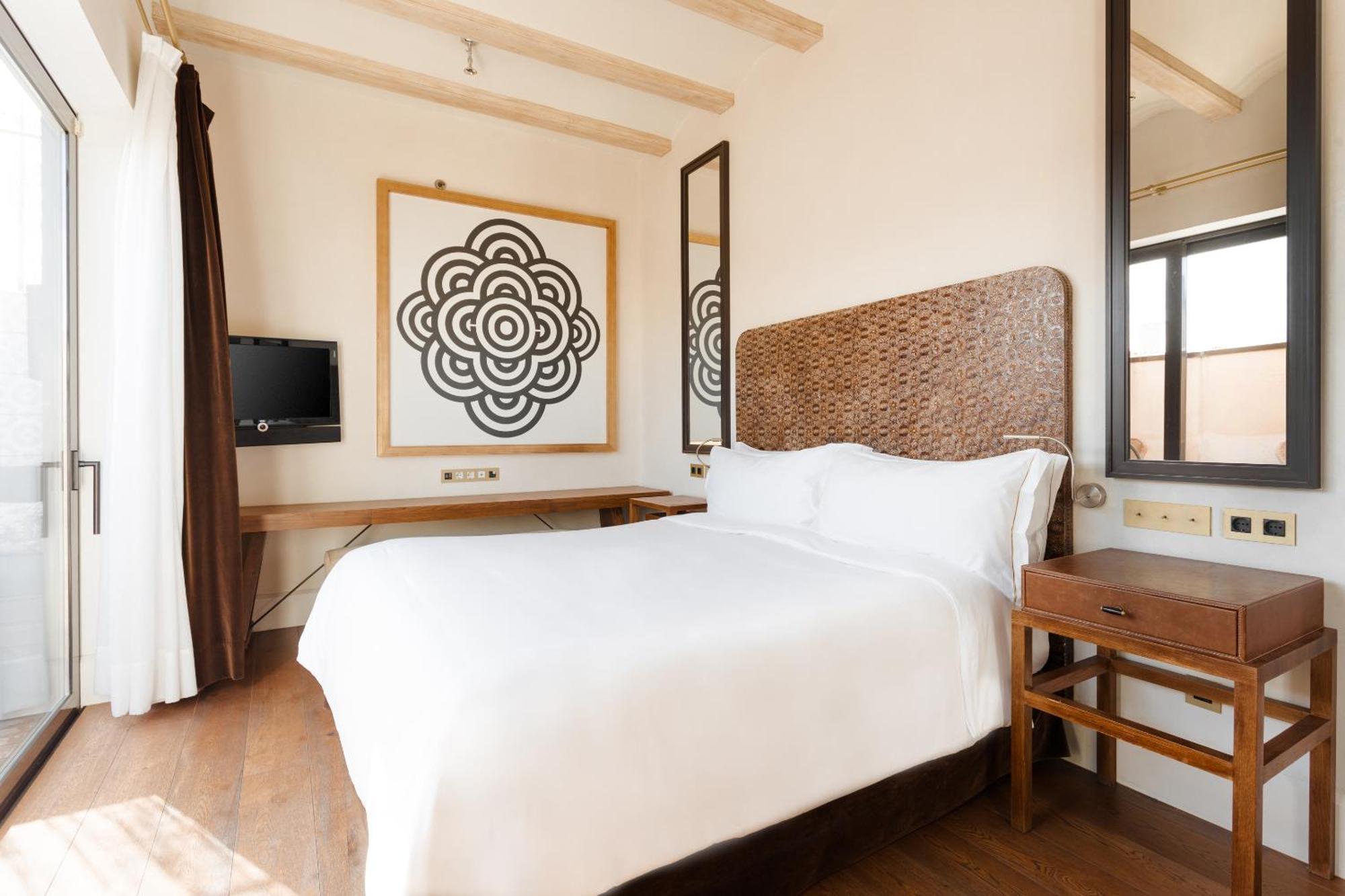 Do Placa Reial Powered By Sonder Hotel Barcelona