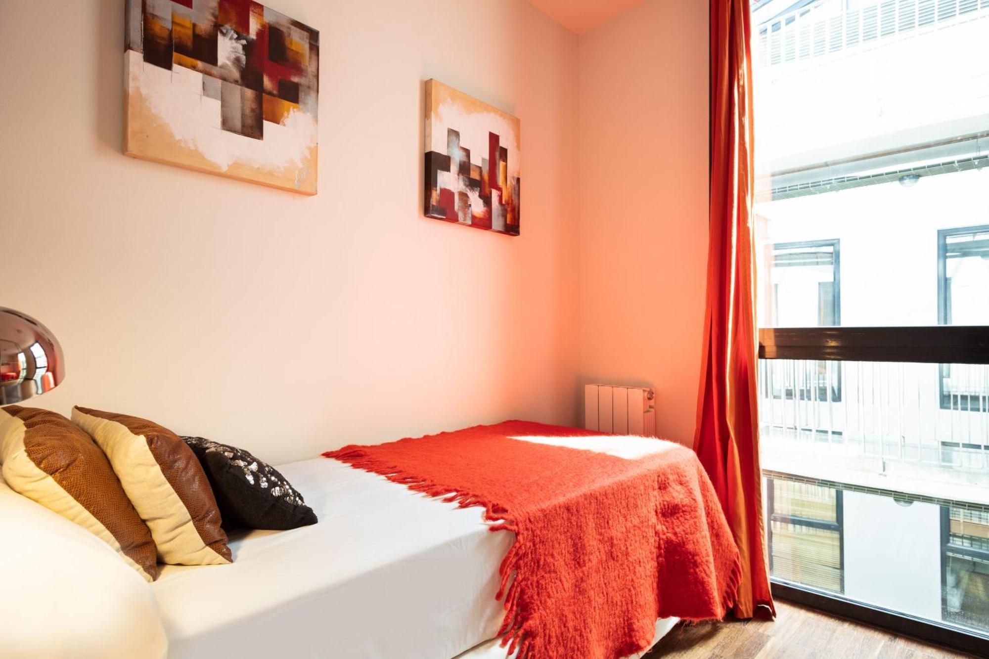 My Space Emirates - Executive With Private Balcony Apartamento