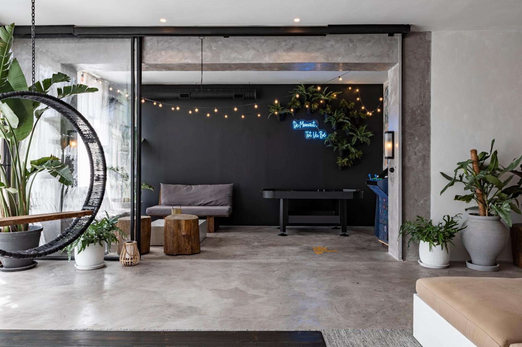 Luxury Close To The Apartment