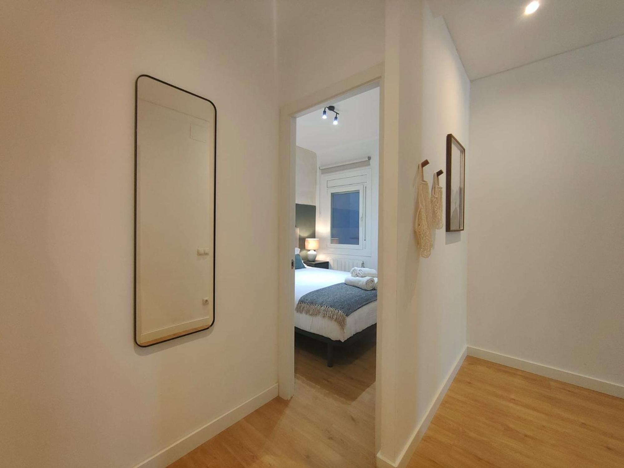 2br Central Location *