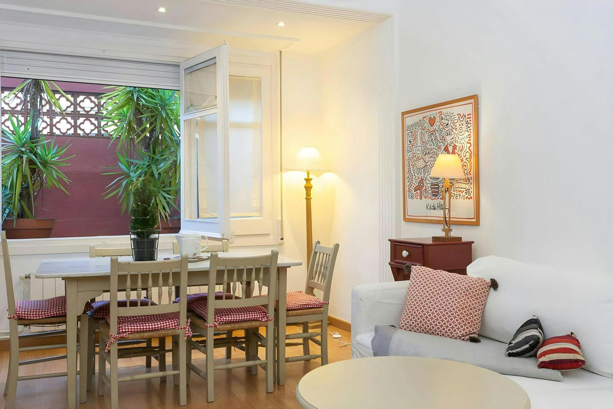 Filmoteca Sarria 1- Wifi Quiet Bright Comfi Apartment *