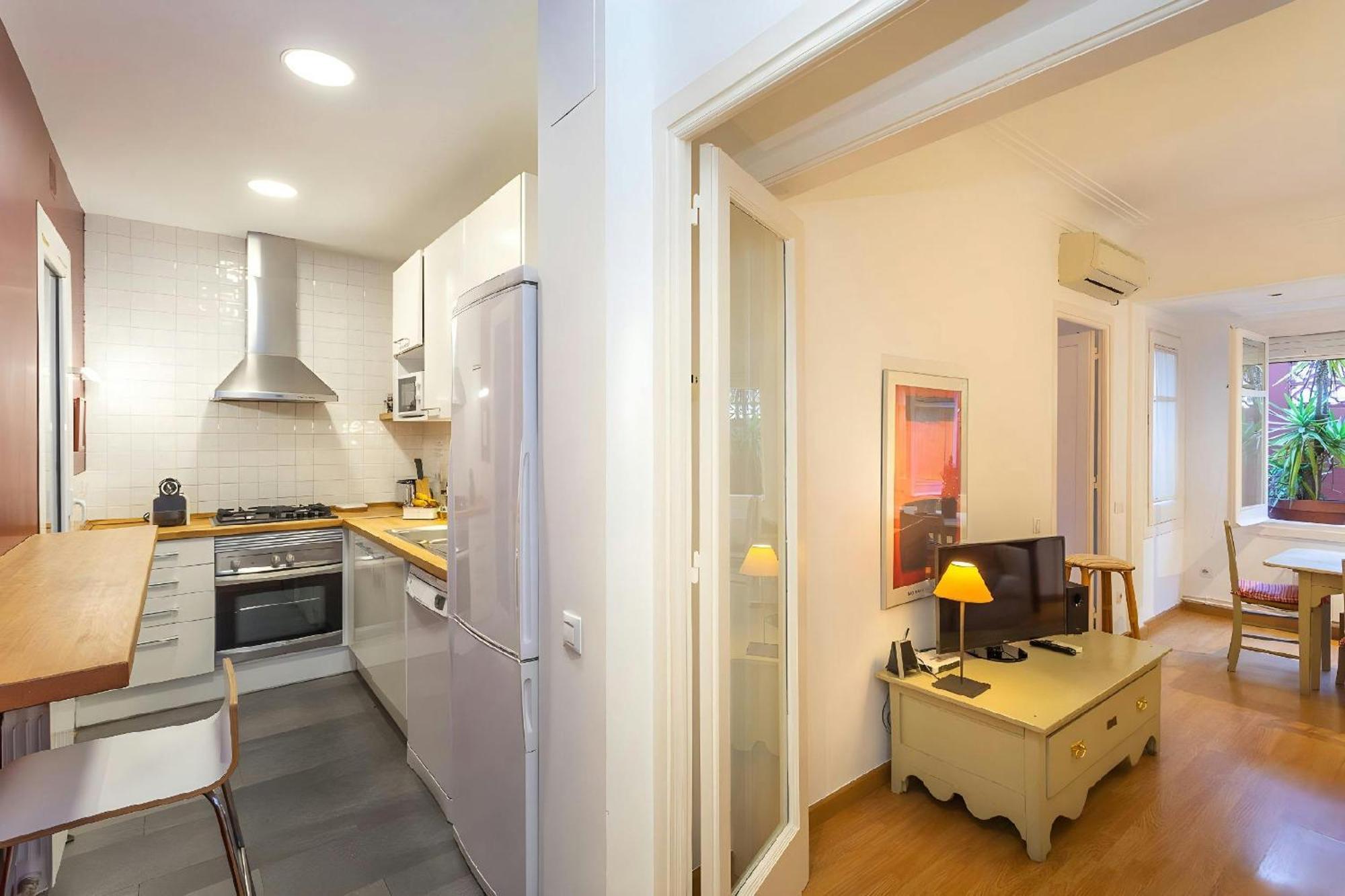Apartment Filmoteca Sarria 1- Wifi Quiet Bright Comfi *