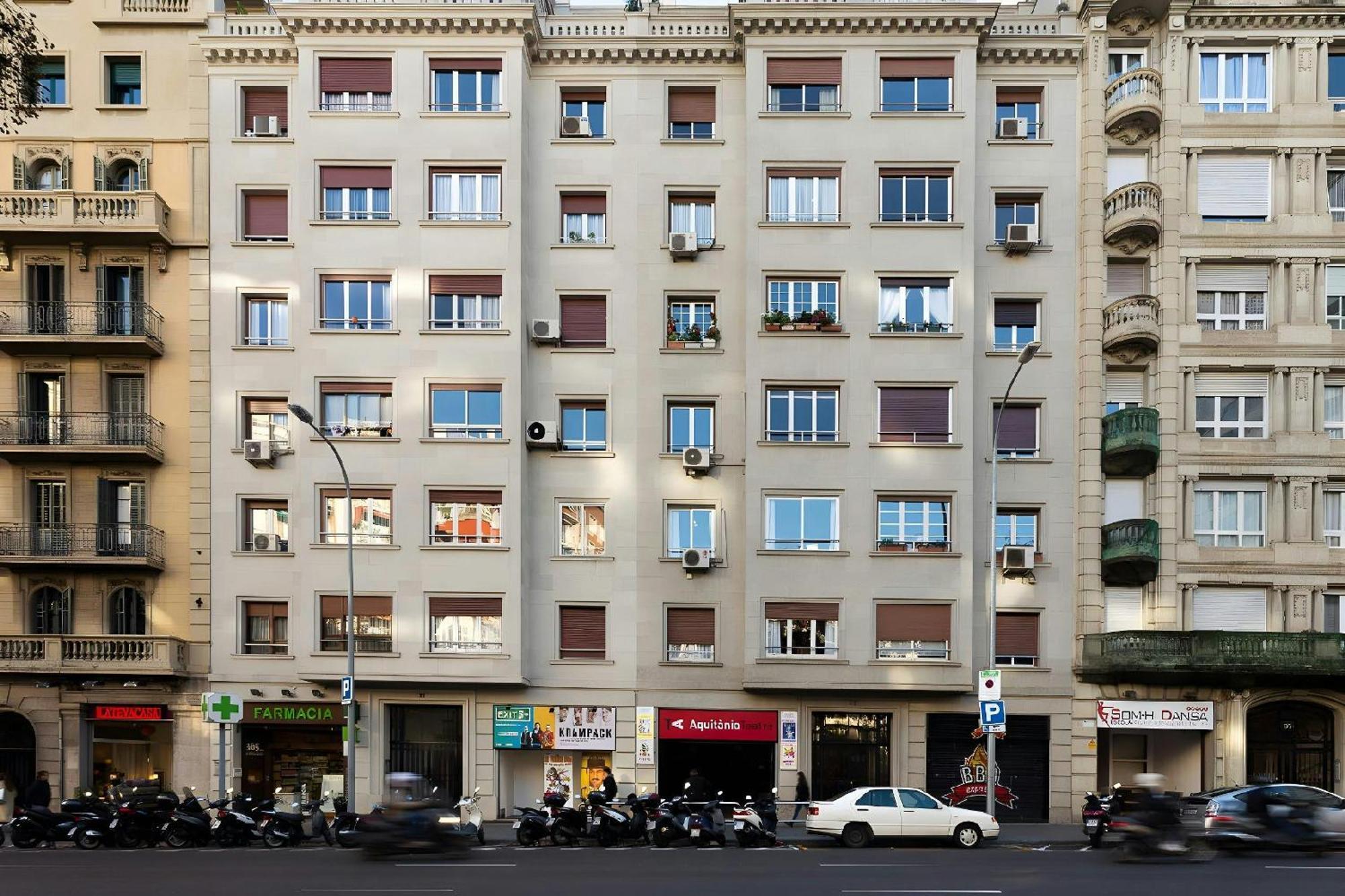 Apartment Filmoteca Sarria 1- Wifi Quiet Bright Comfi
