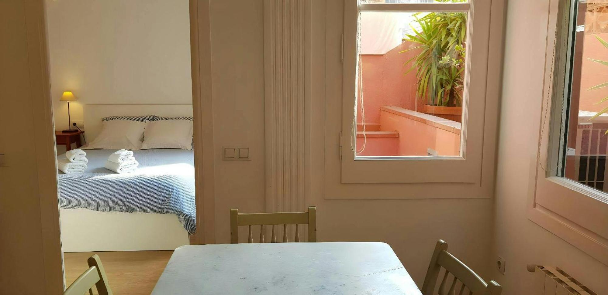 Apartment Filmoteca Sarria 1- Wifi Quiet Bright Comfi *