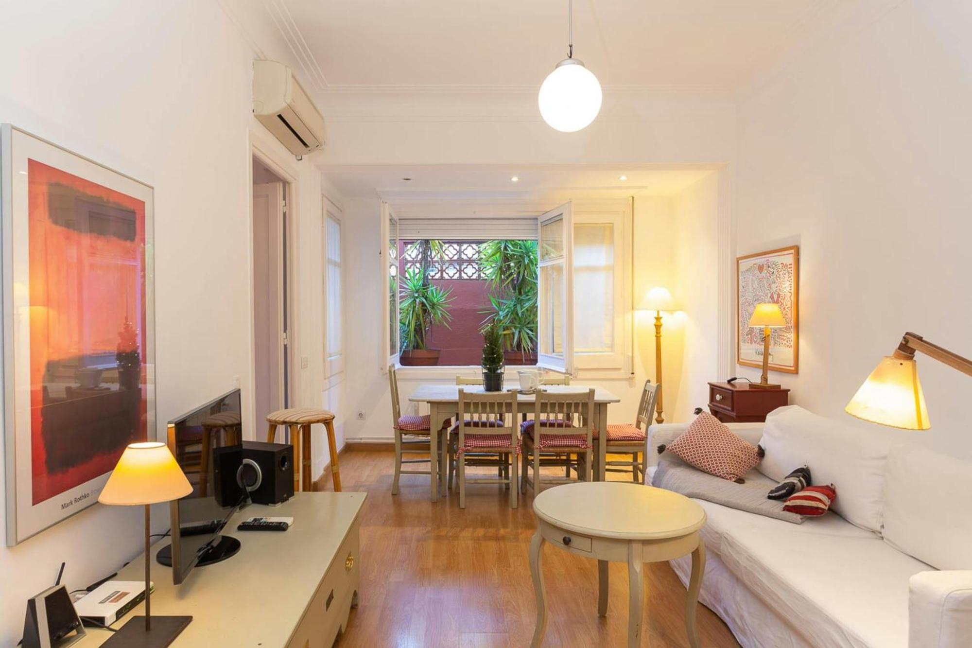 Filmoteca Sarria 1- Wifi Quiet Bright Comfi Apartment