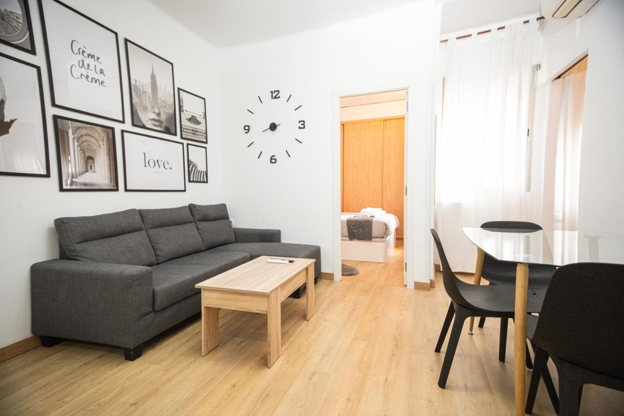Casa A Pasos De Ramblas Apartment *
