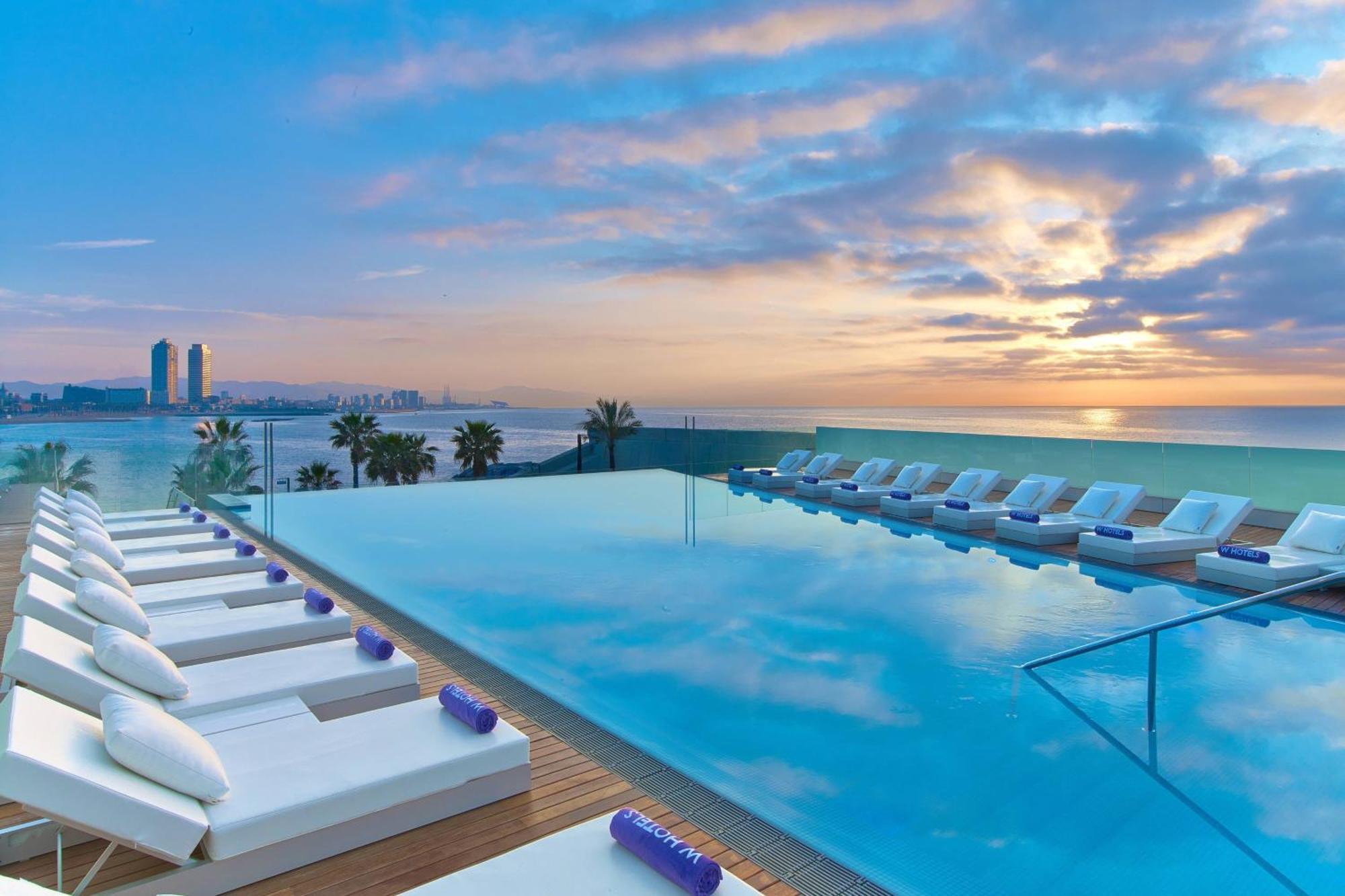 Hotel W