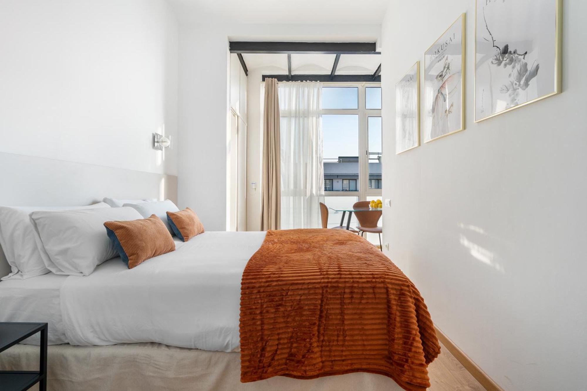 Apartamento New Cozy 1 Bedroom, Next To Sants Estacio Barcelona