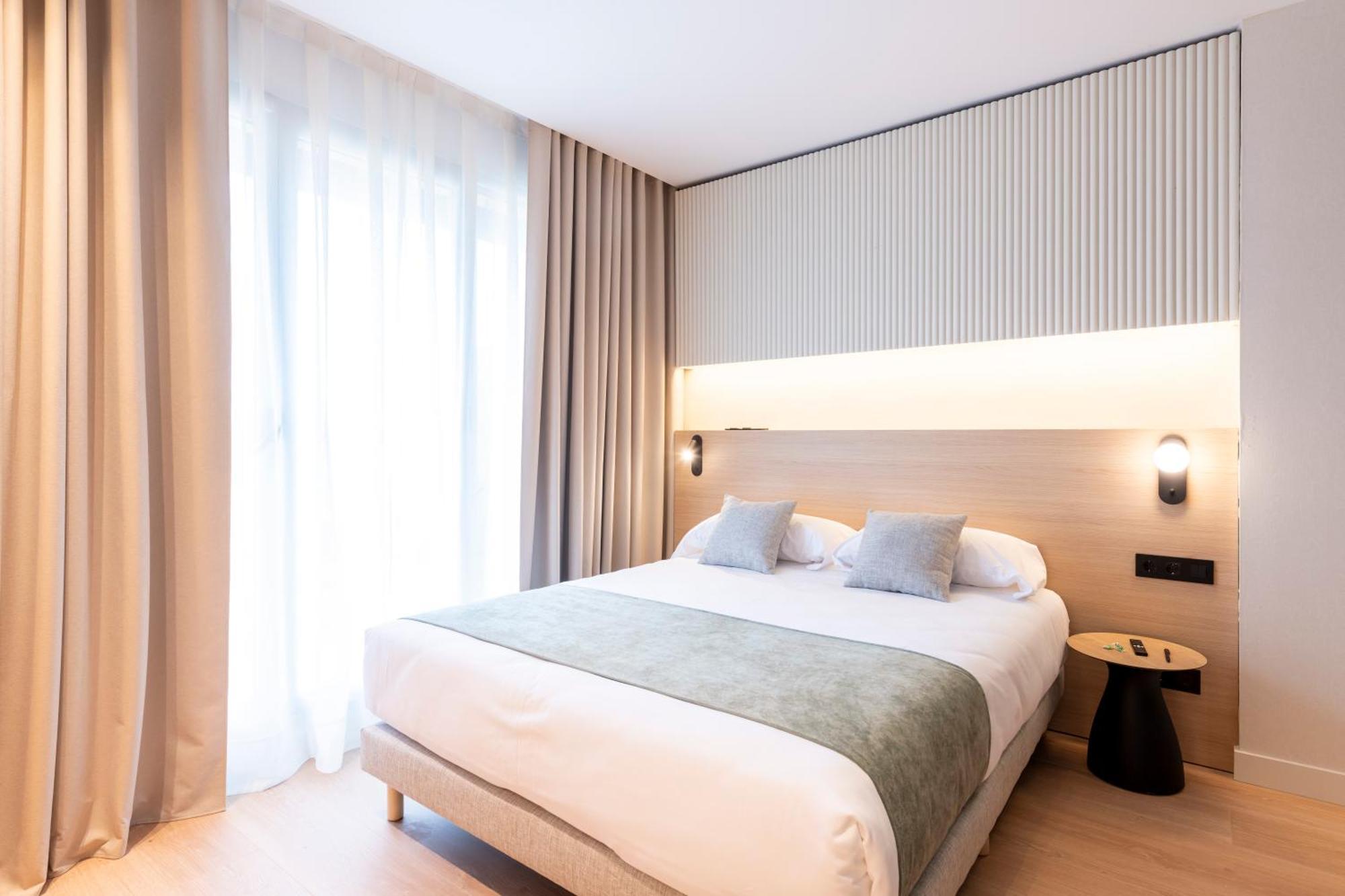 Atenea Calabria 3* Barcelona