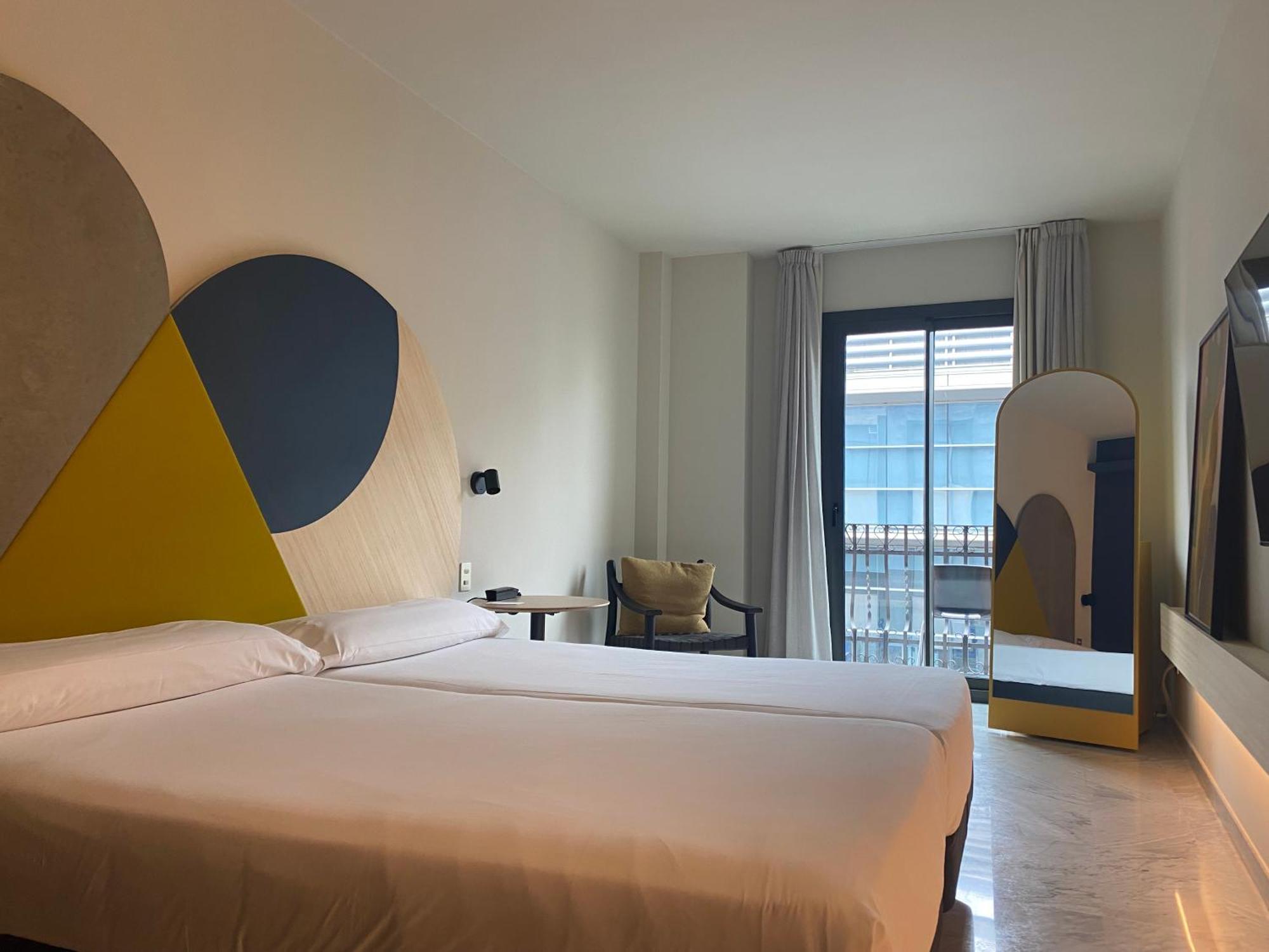 Onix Fira Hotel