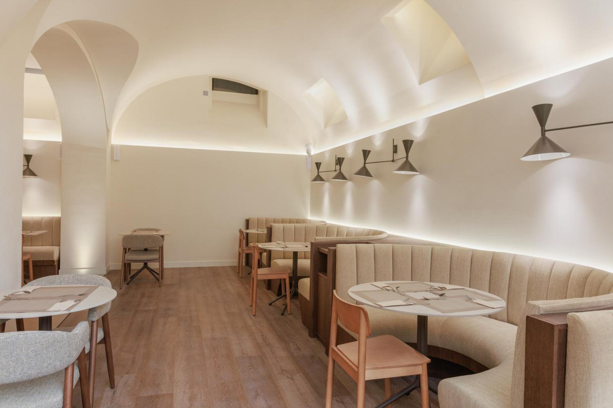 Hotel Medinaceli 4*