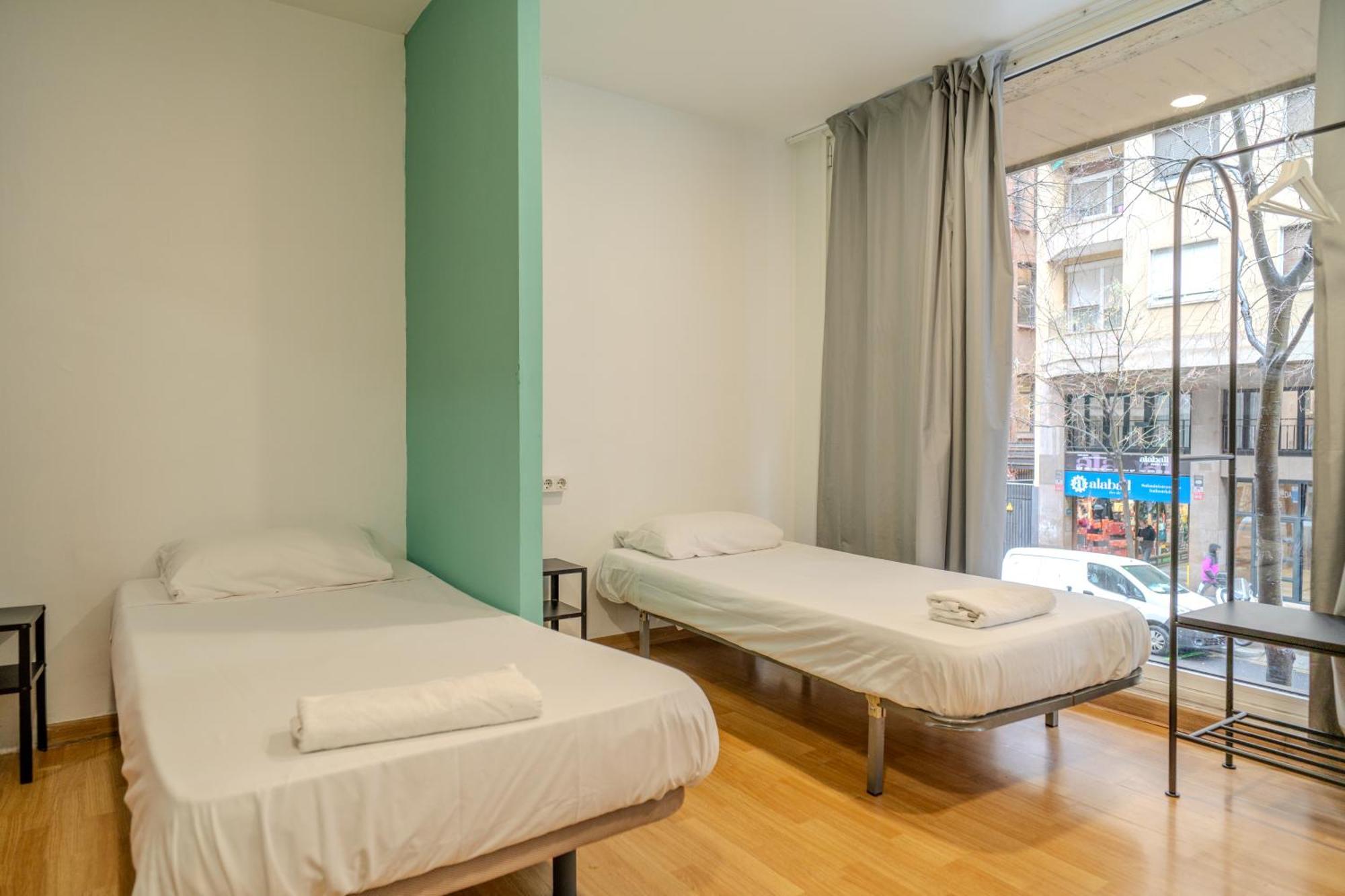 Hostel Holidaysbcn *