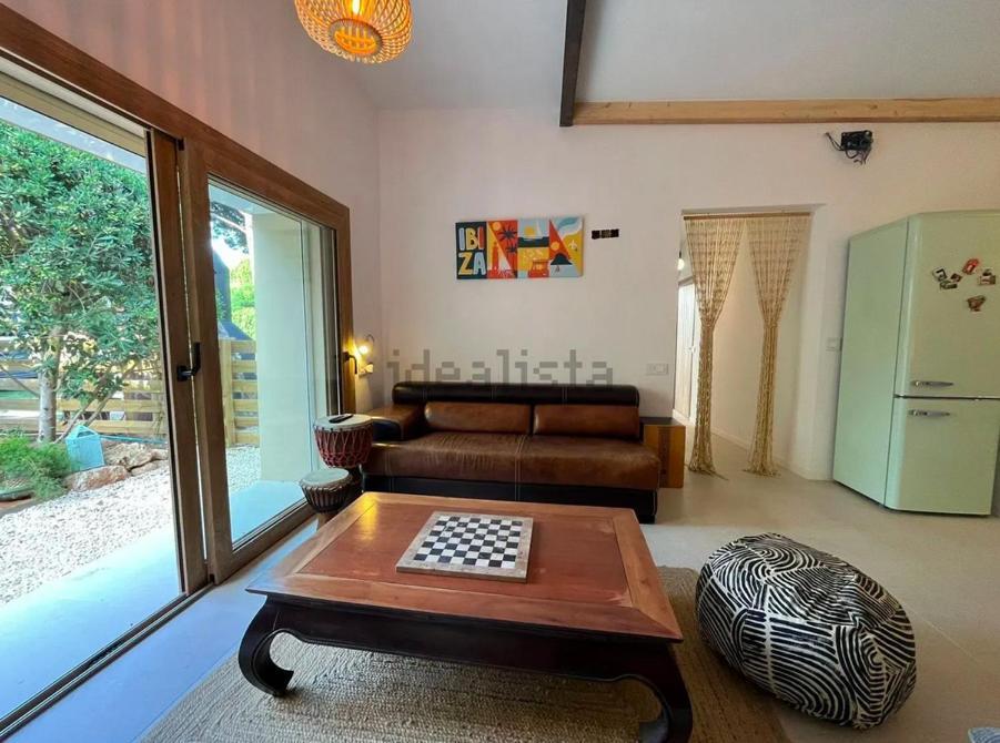 Сasa de vacaciones Stylish & Idyllic With Private Garden 5 Min Walking From South In Gava Mar