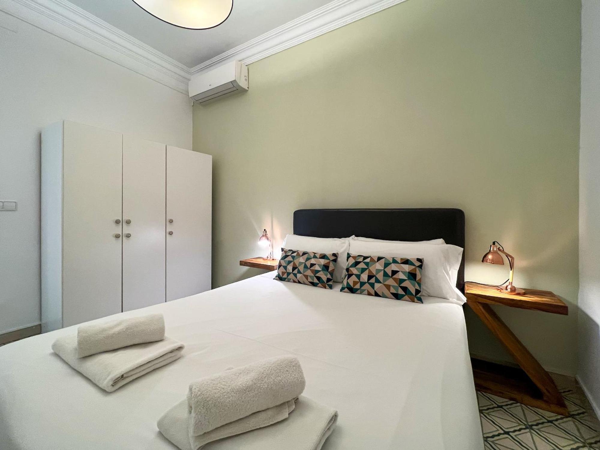 U-nique Comte Urgell Apartamento