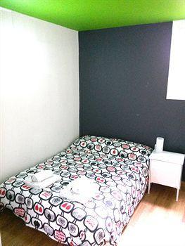Diagonal House Hostal