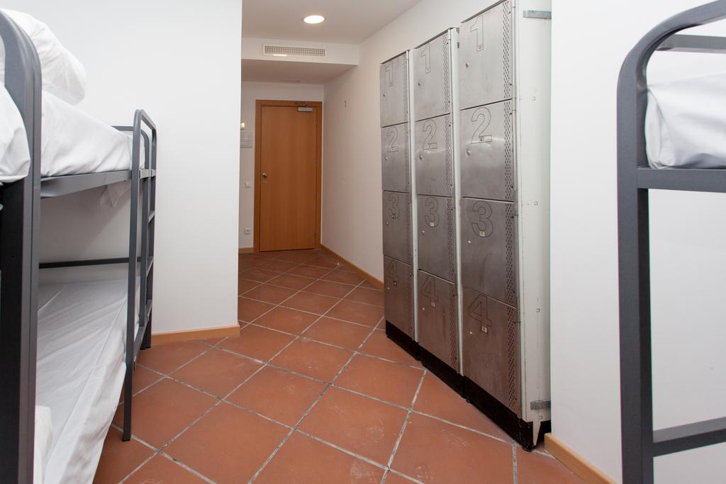 Hostal Galaxystar *