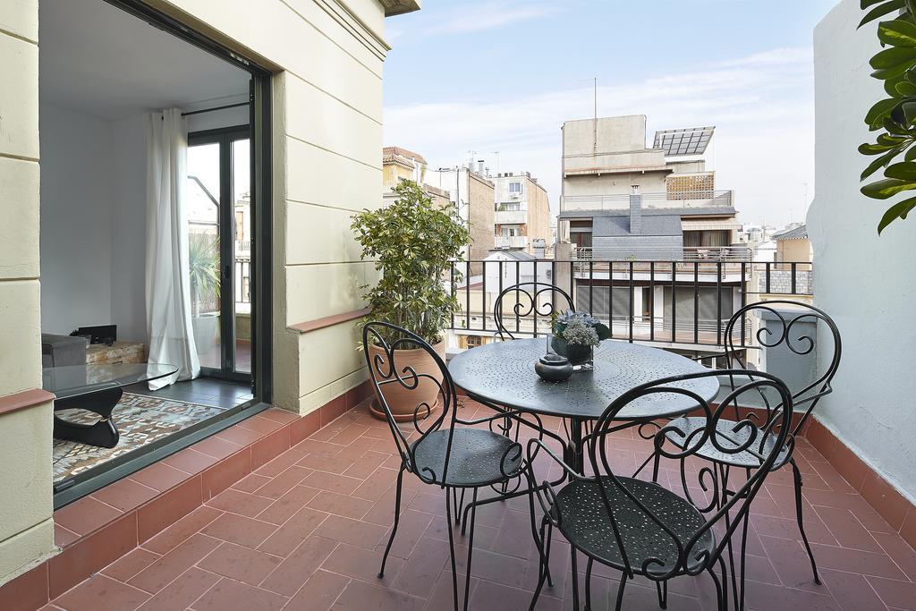 Apartamento C211 *