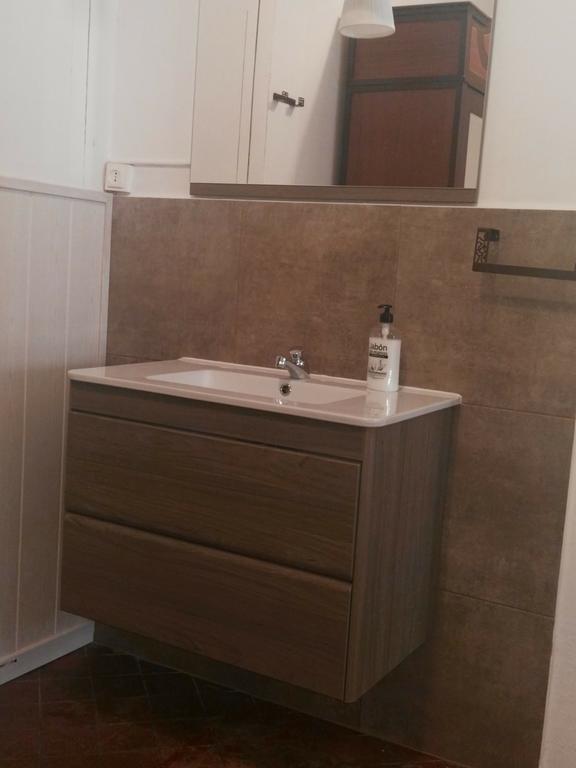 Dragonflybcn Guest house