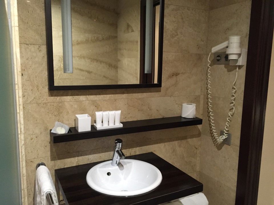 Numa Brio Apartahotel 4*