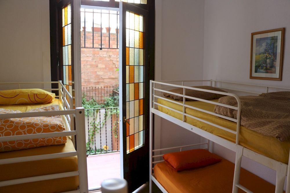 Casa Barcelo Hostal