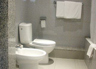 Hotel Condestable 2*