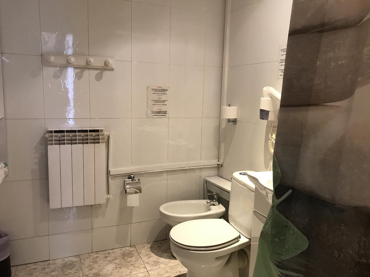 Aribau Guest house
