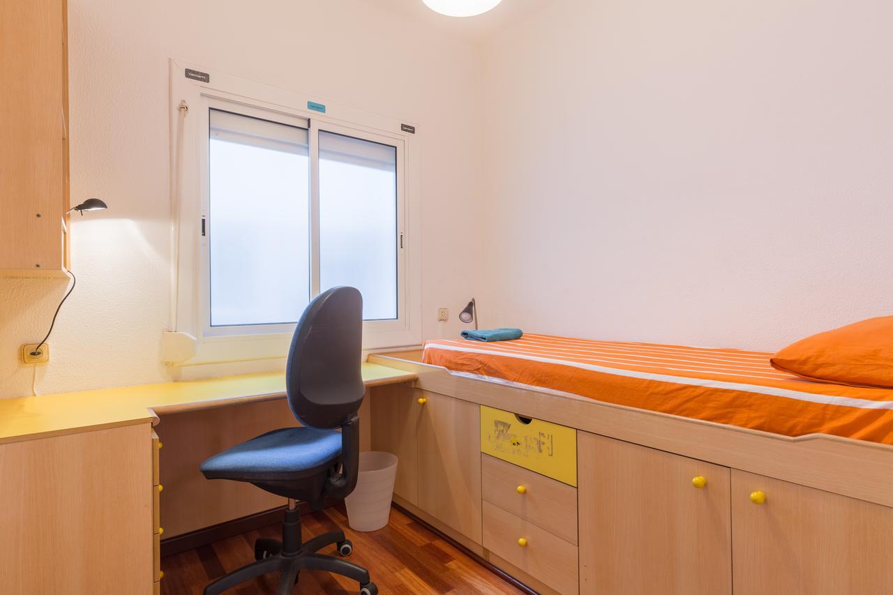 Aparteasy - Port Barcelona Apartment *
