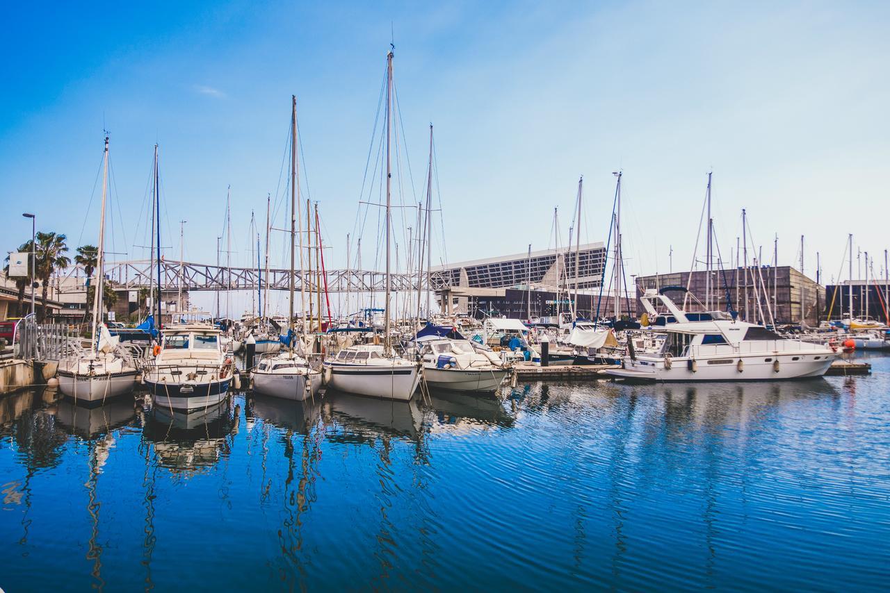 Hotel en barco Motor Yacht Boatel Barcelona