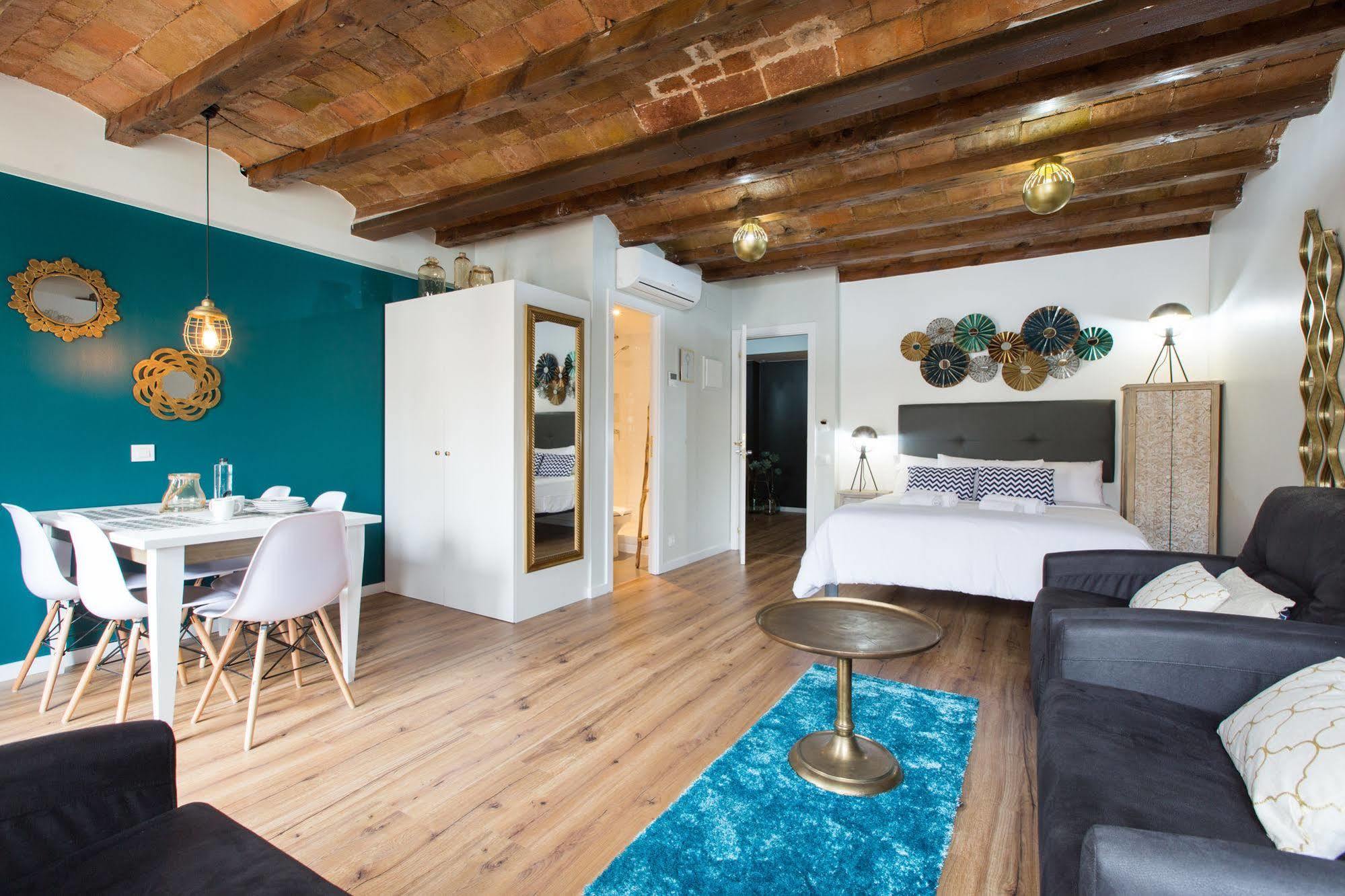 En Ferran By The Streets Hotel 4*