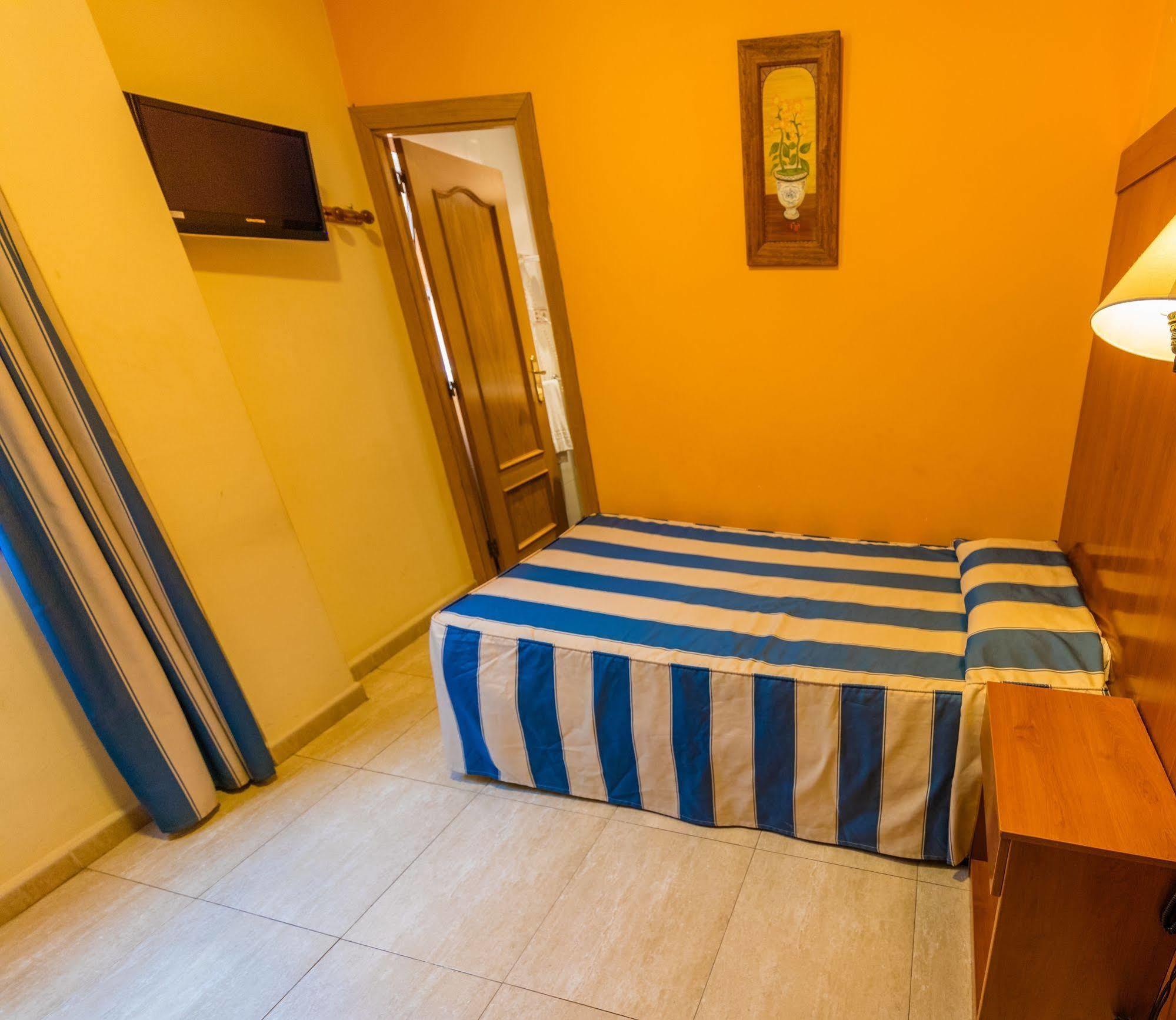 Cantón Hotel