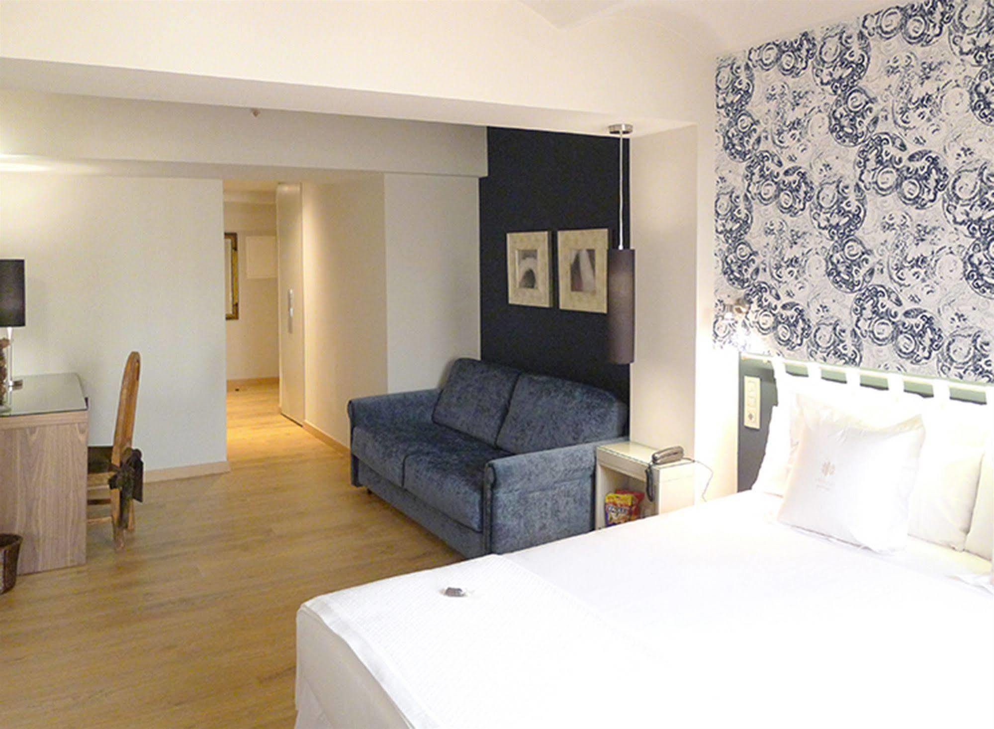 Vasanta Powered By Sonder 3*