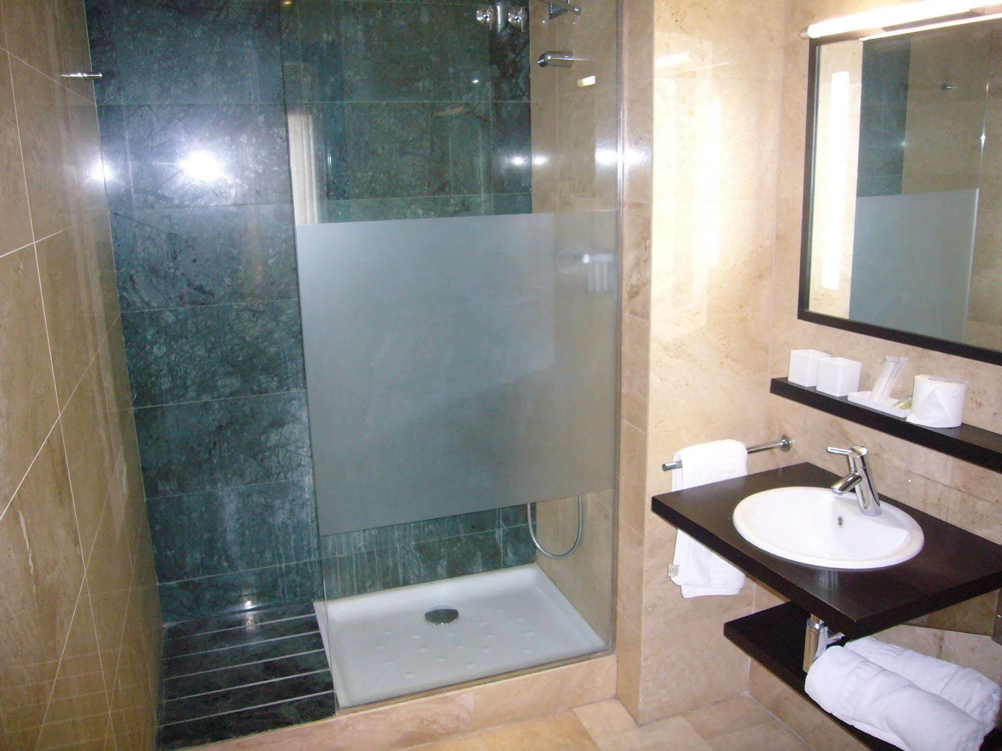 Numa Brio 4*