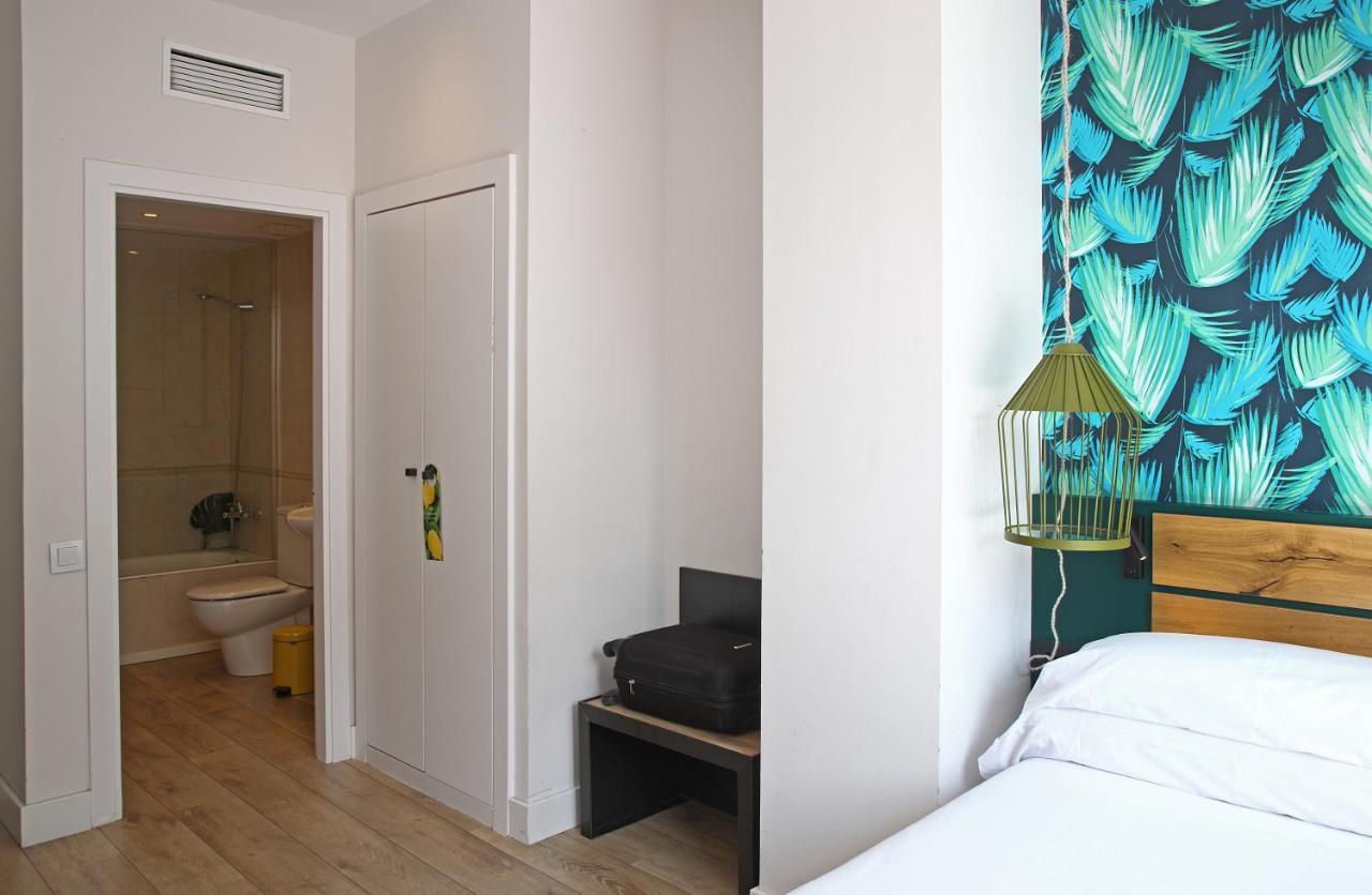 Chic & Basic Lemon Boutique Hotel
