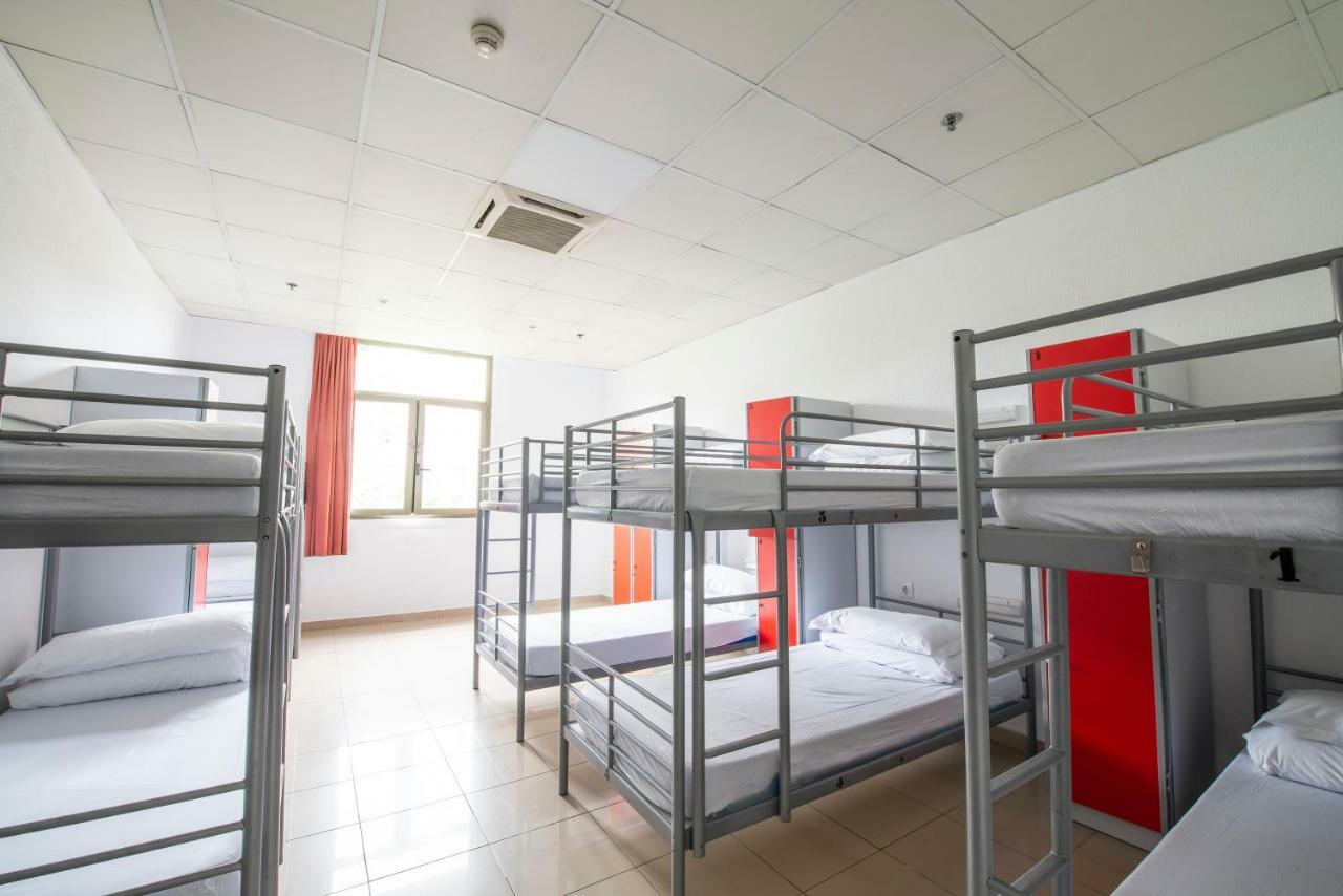 Hostal Safestay Passeig De Gracia (adults Only) *