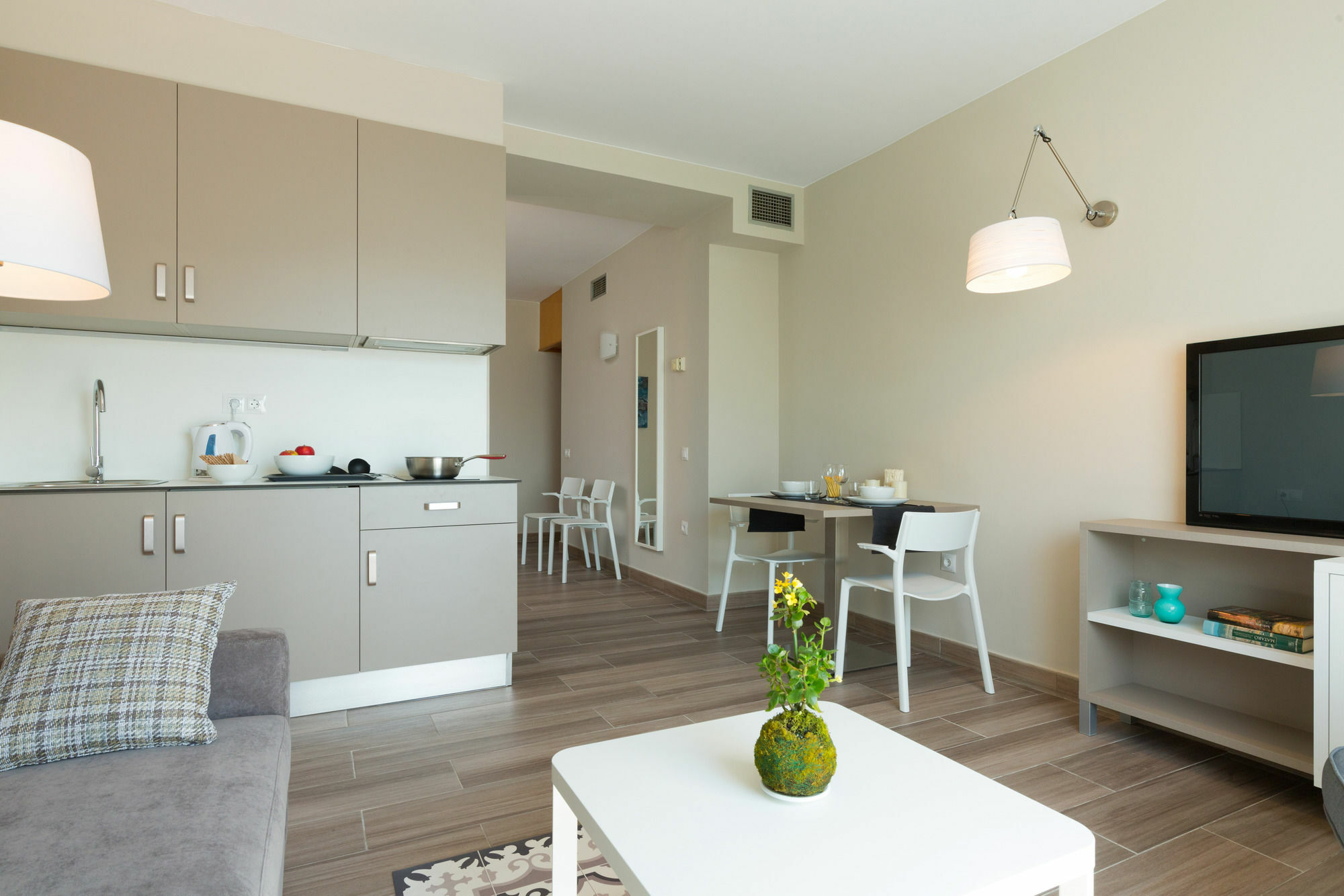 Flateli 430 Bcn Apartment