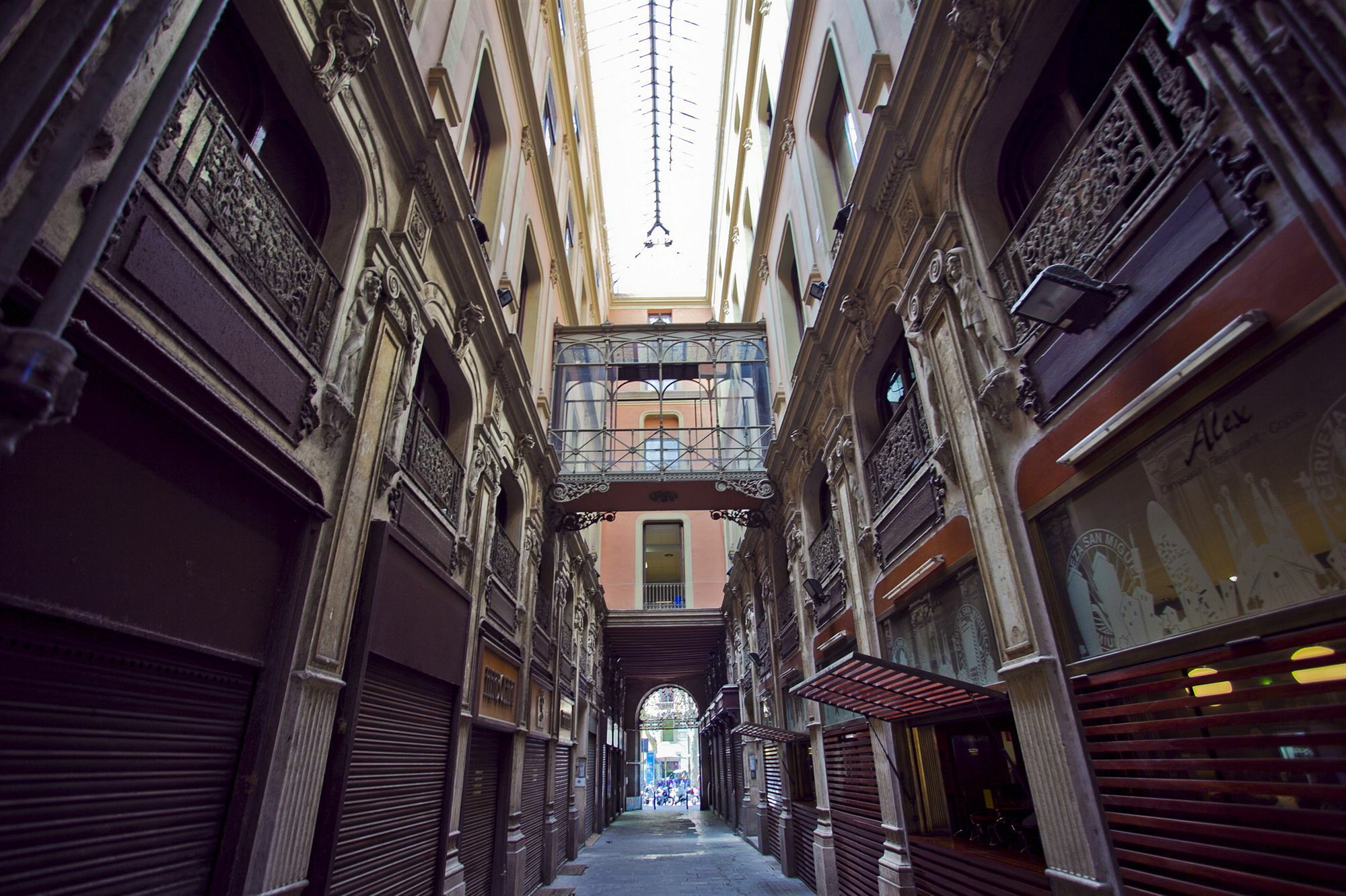 Ramblas Apartment *