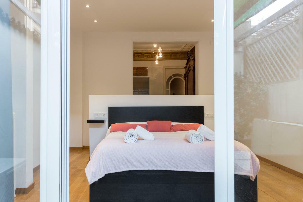 1229 - Awesome Center With Terrace * Barcelona