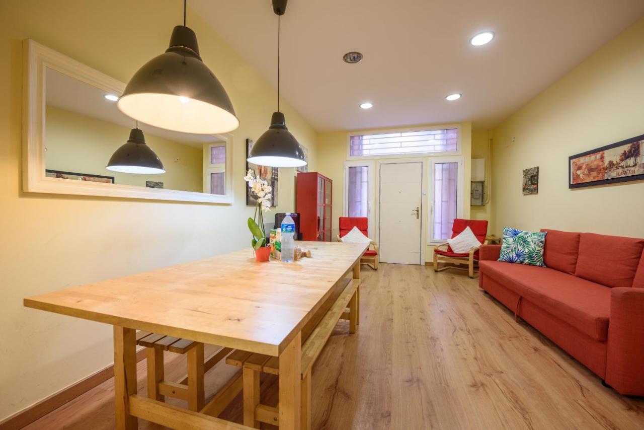 Ramblasrentals Chic&spacious Flat Pool Table 15m Ramblas - Parking - Wifi Apartamento