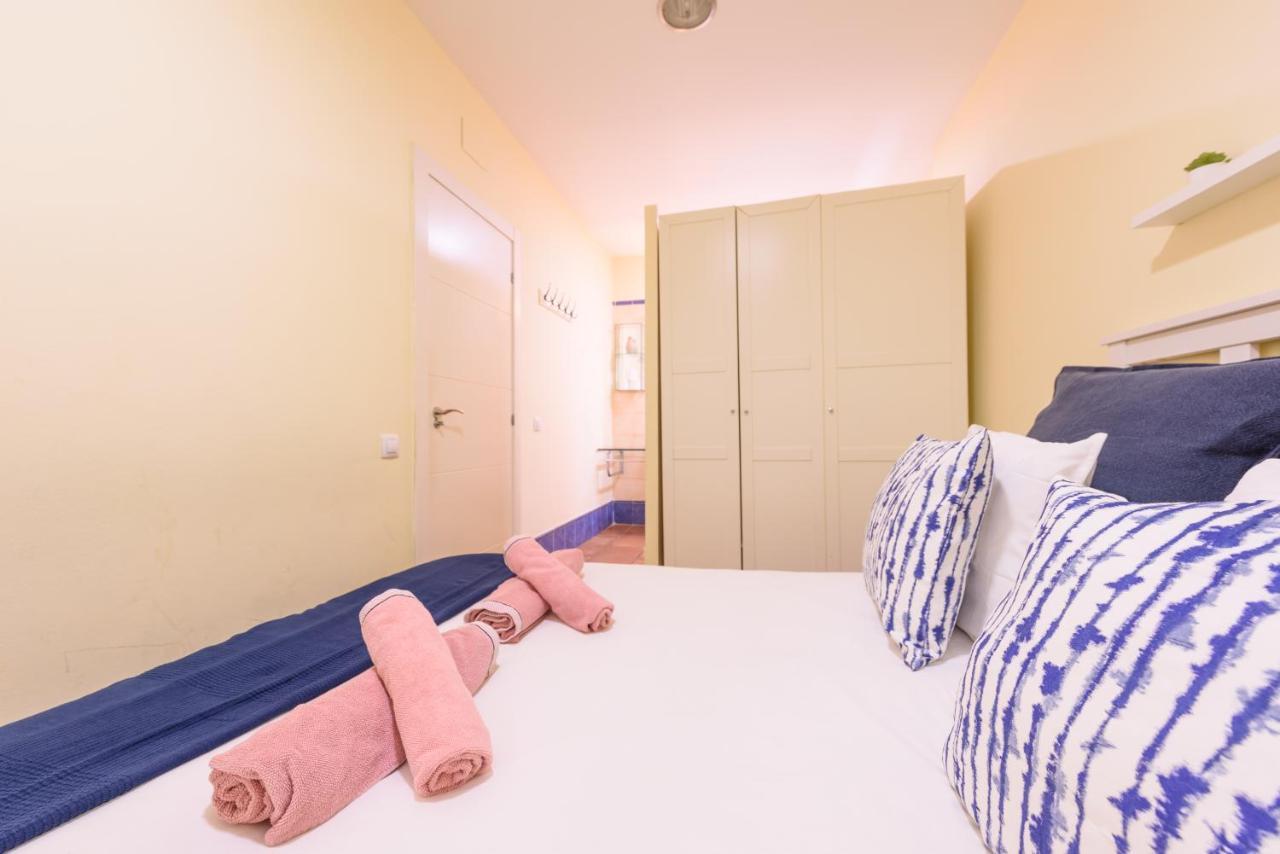 Ramblasrentals Chic&spacious Flat Pool Table 15m Ramblas - Parking - Wifi *