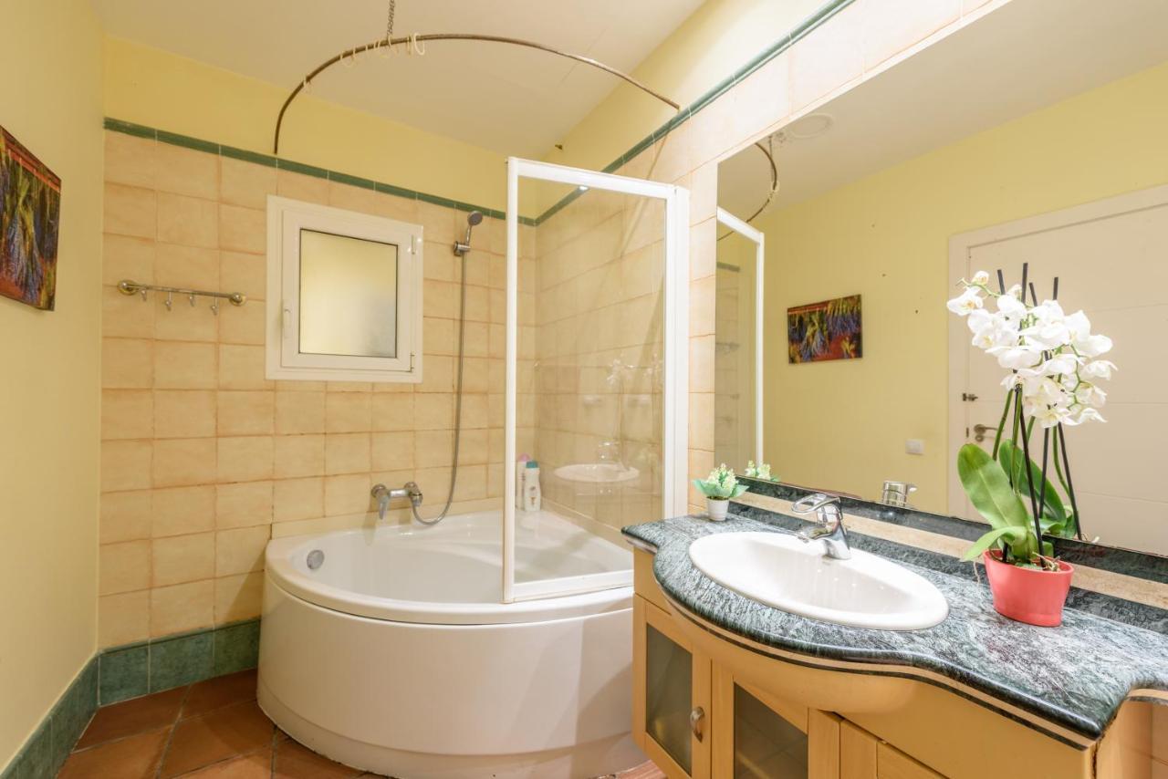 Ramblasrentals Chic&spacious Flat Pool Table 15m Ramblas - Parking - Wifi