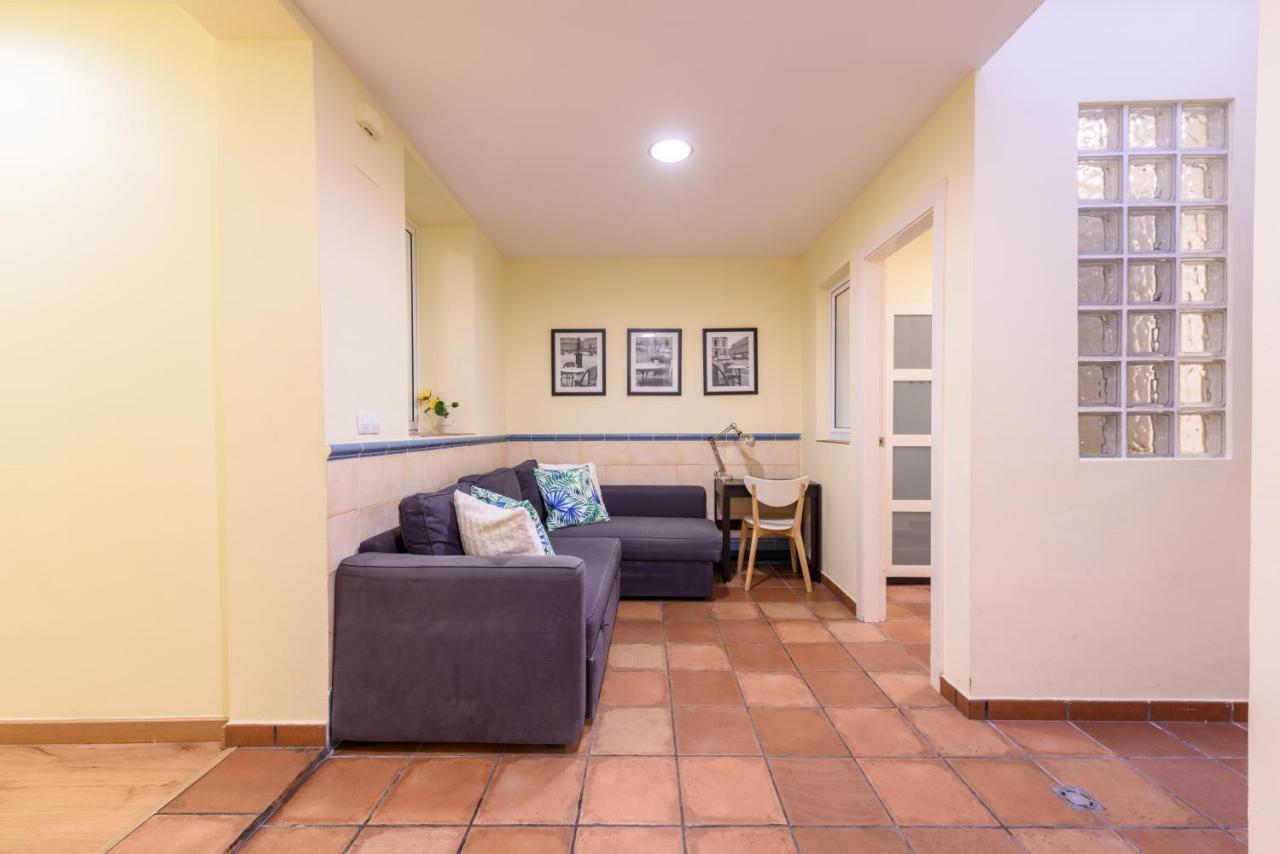 Ramblasrentals Chic&spacious Flat Pool Table 15m Ramblas - Parking - Wifi Apartamento Barcelona